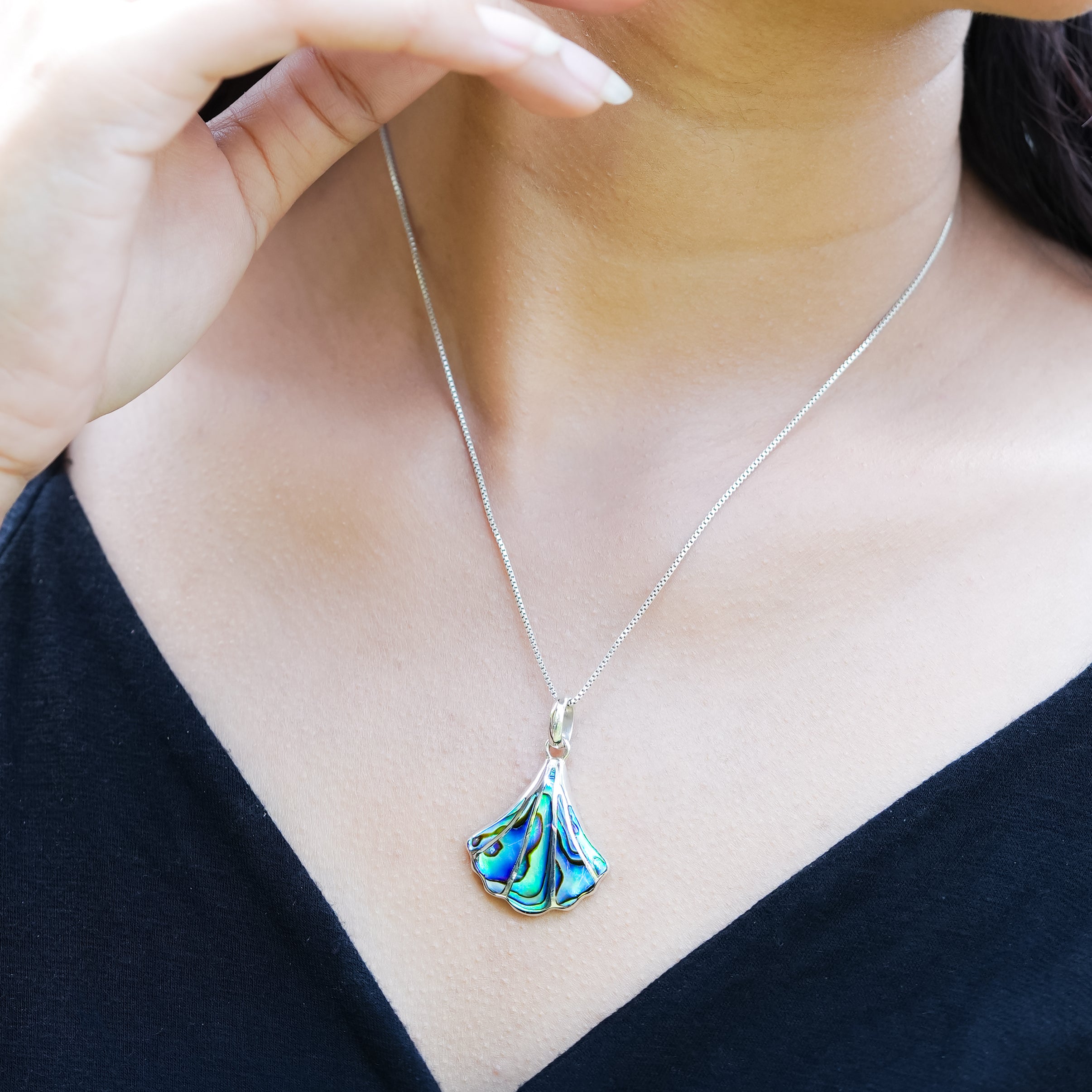 Starborn Abalone Shell Inlaid Scallop Seashell Pendant in Sterling Silver