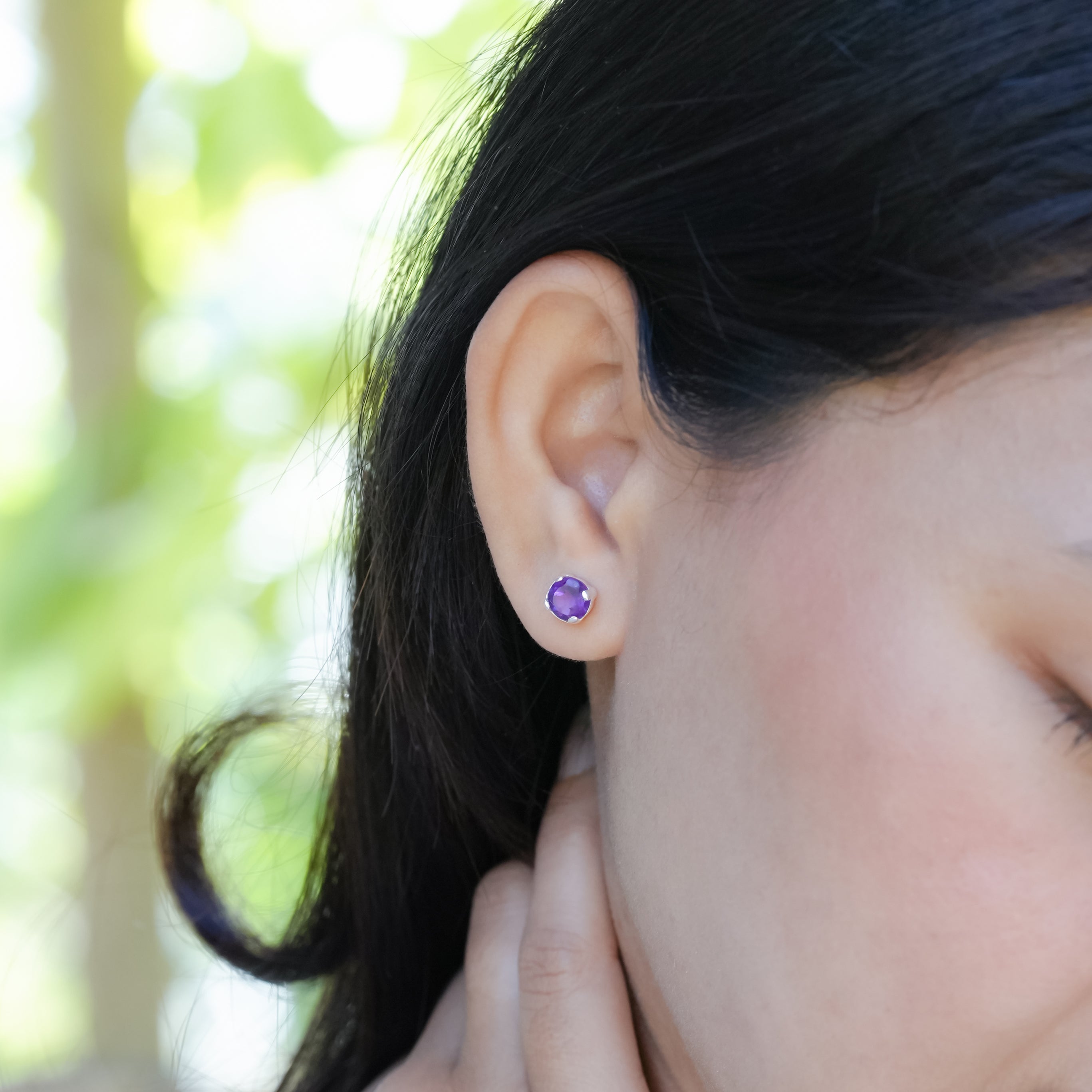 Aretes con poste de cornalina facetada Starborn en plata de ley