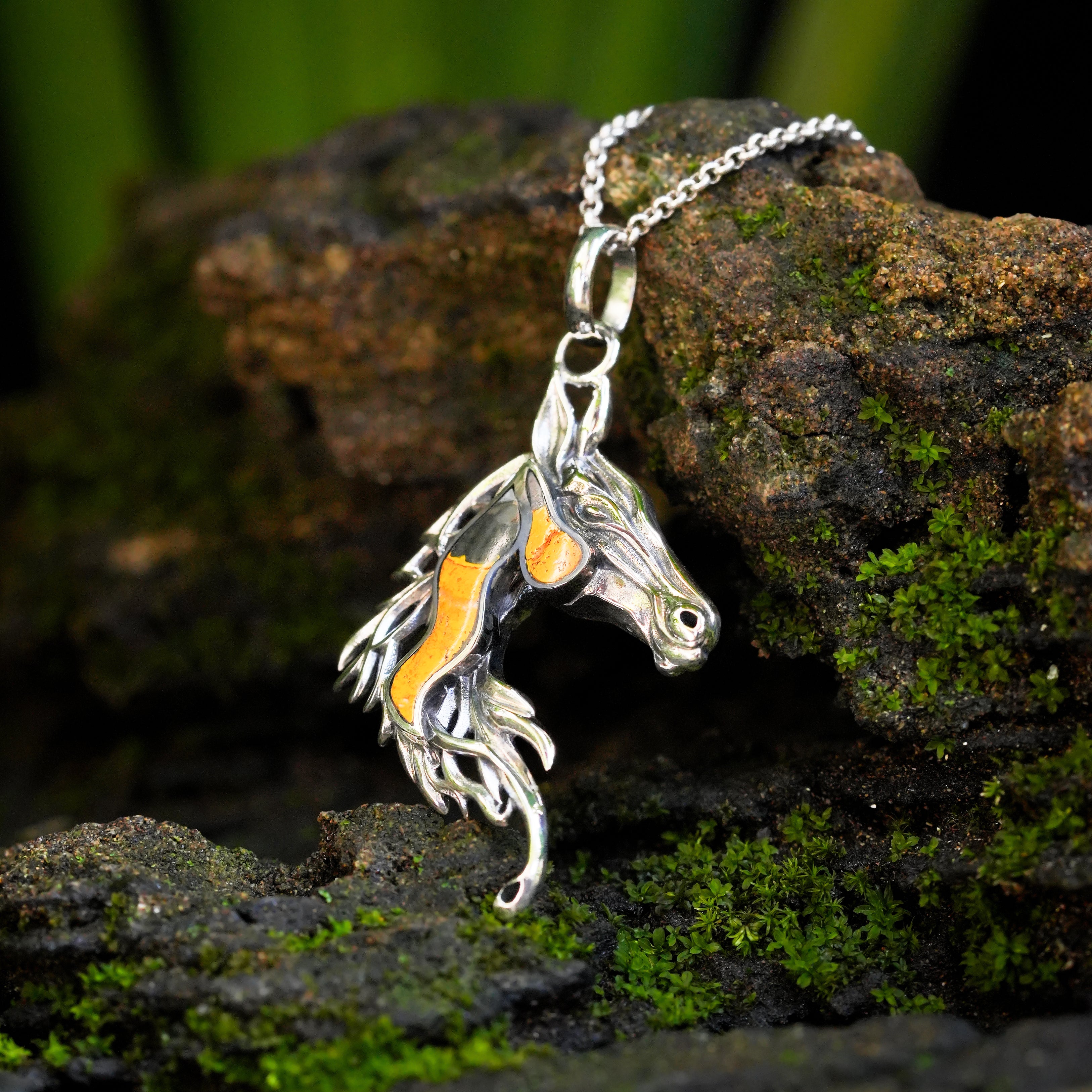 Starborn Bumblebee Jasper Horse Head Pendant in Sterling Silver