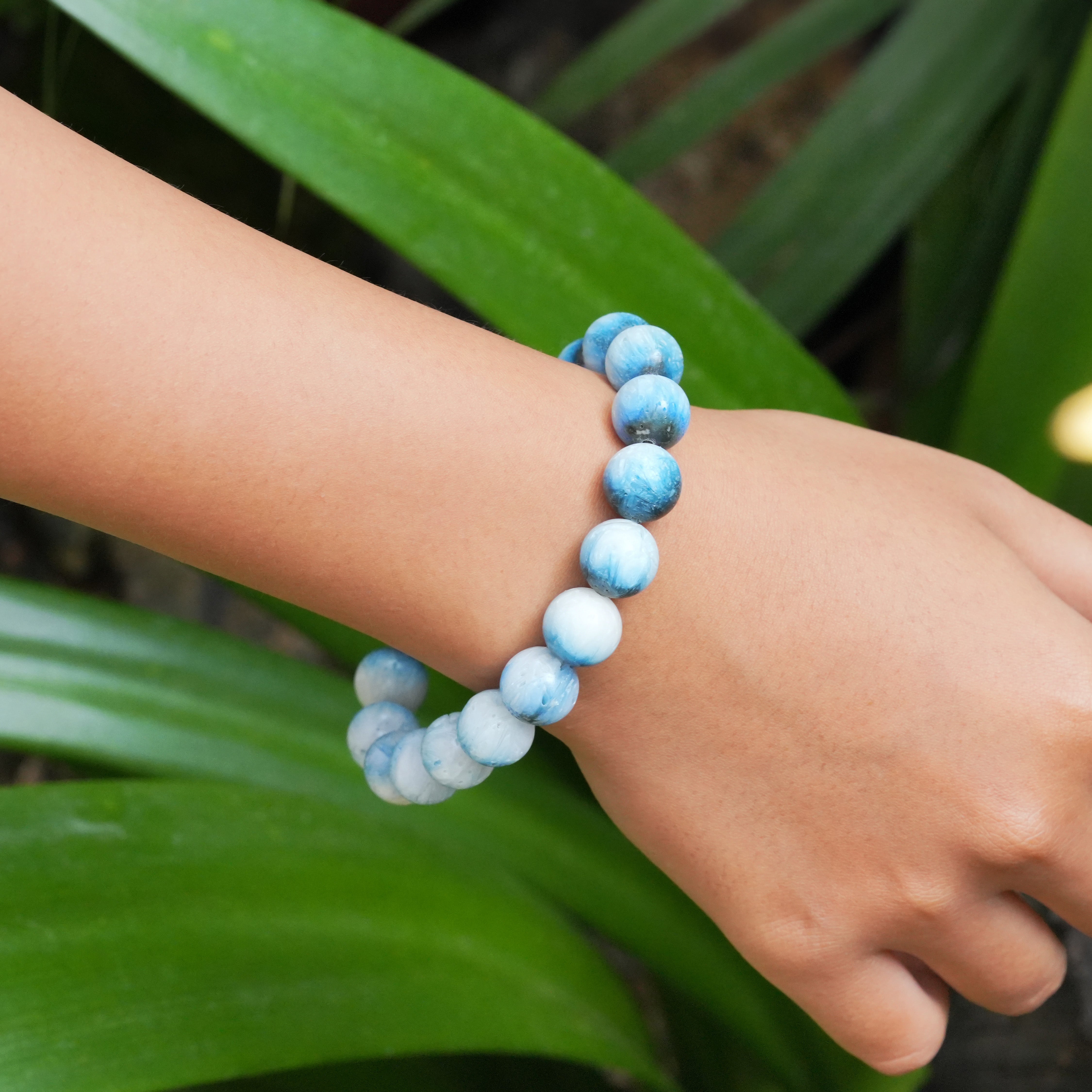 Starborn Blue Ice Glacierite Elastic Beaded Bracelet