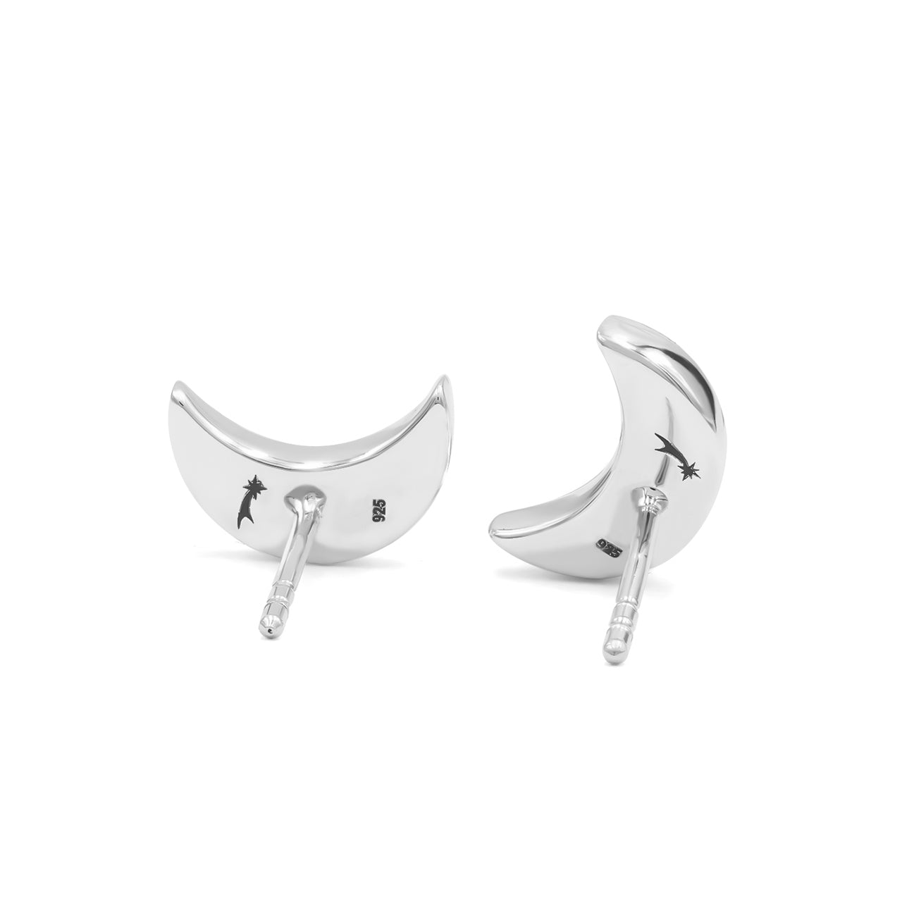 Aretes estilo poste con forma de luna creciente de Starborn en plata de ley