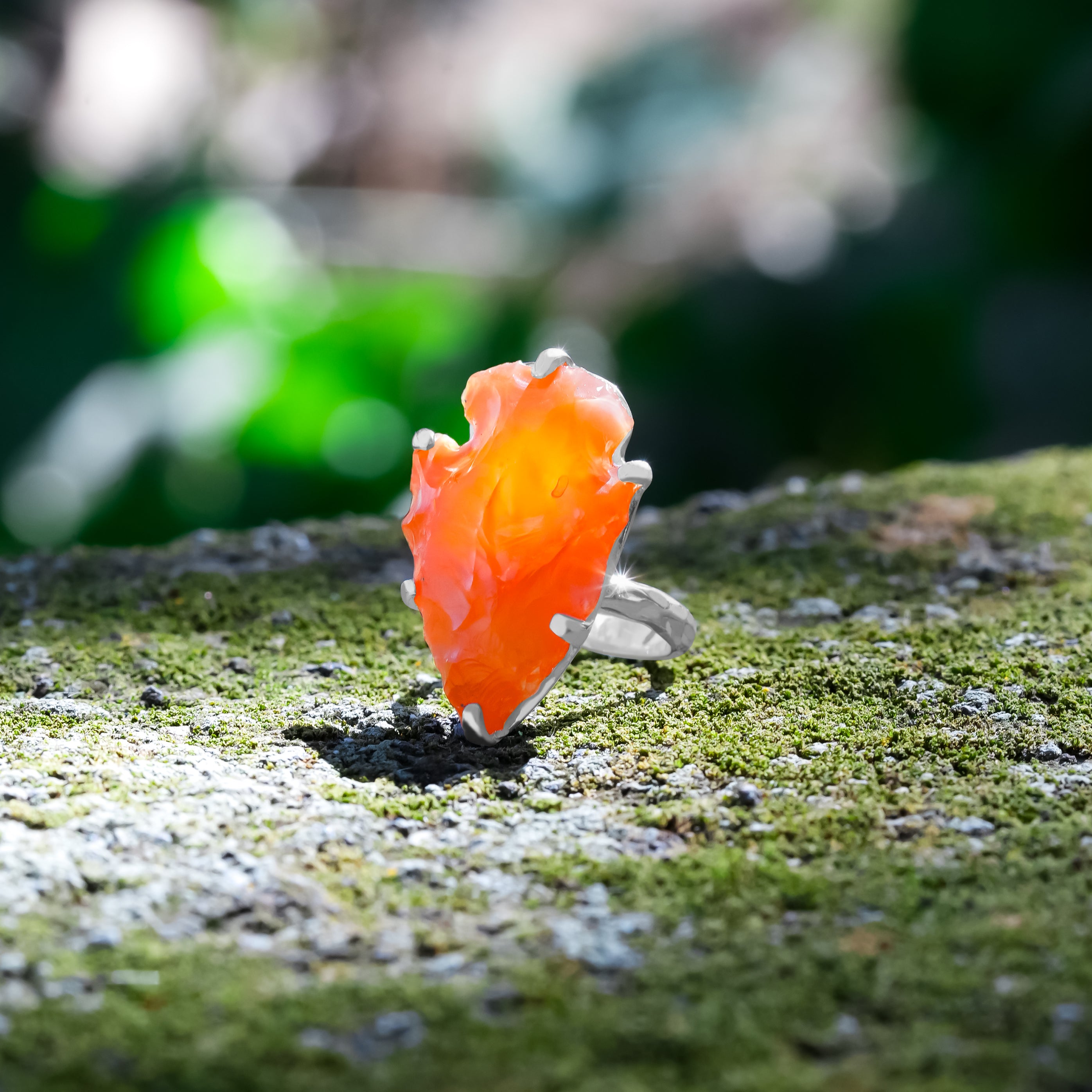 Starborn Carnelian Arrowhead Prong Set Ring in Sterling Silver