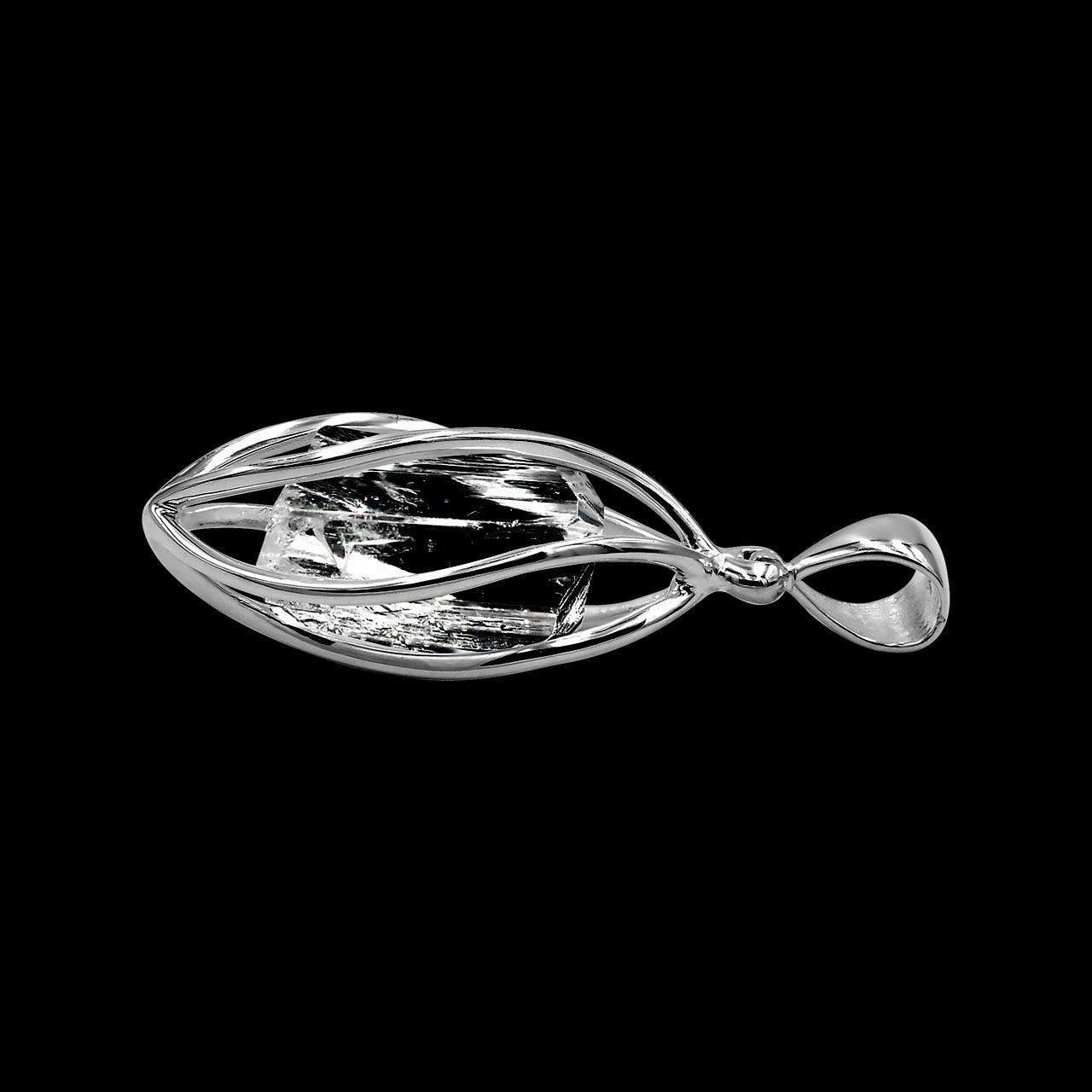 Colgante de cristal de danburita estilo jaula de plata de ley Starborn