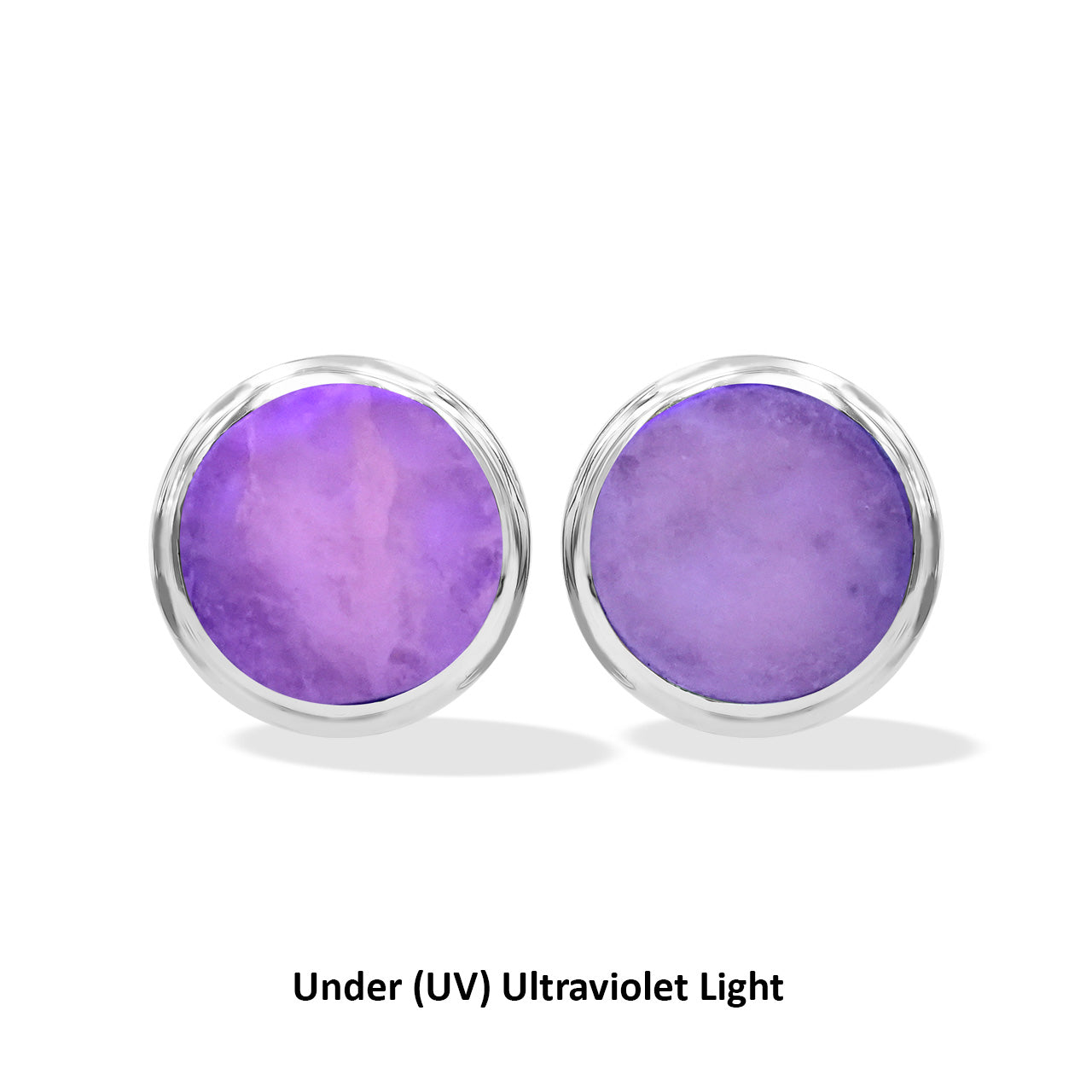 Aretes con forma de poste de hackmanita fluorescente Starborn en plata de ley