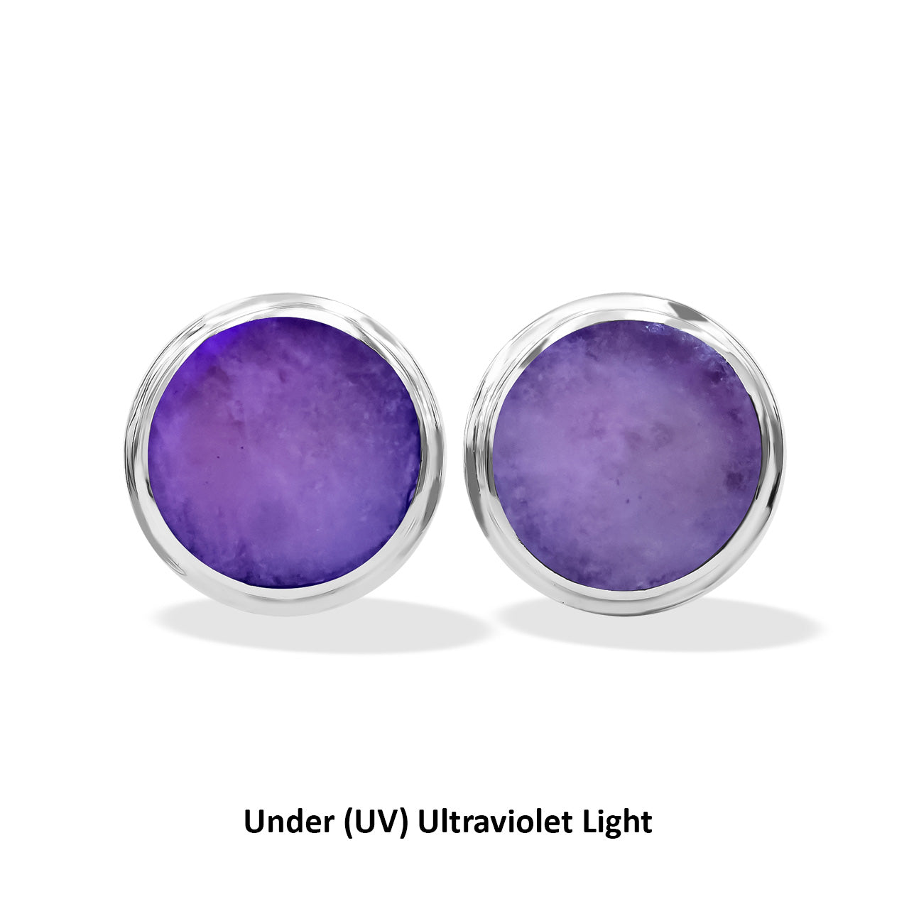 Aretes con forma de poste de hackmanita fluorescente Starborn en plata de ley