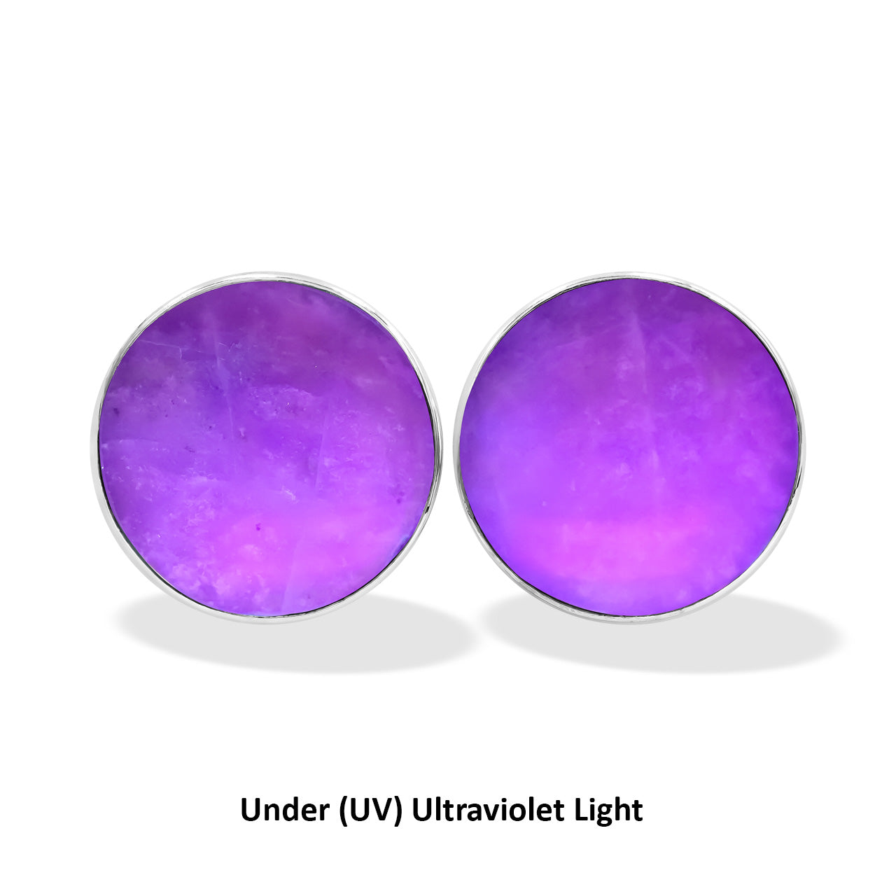 Aretes estilo poste redondo de 20 mm con hackmanita fluorescente Starborn en plata de ley