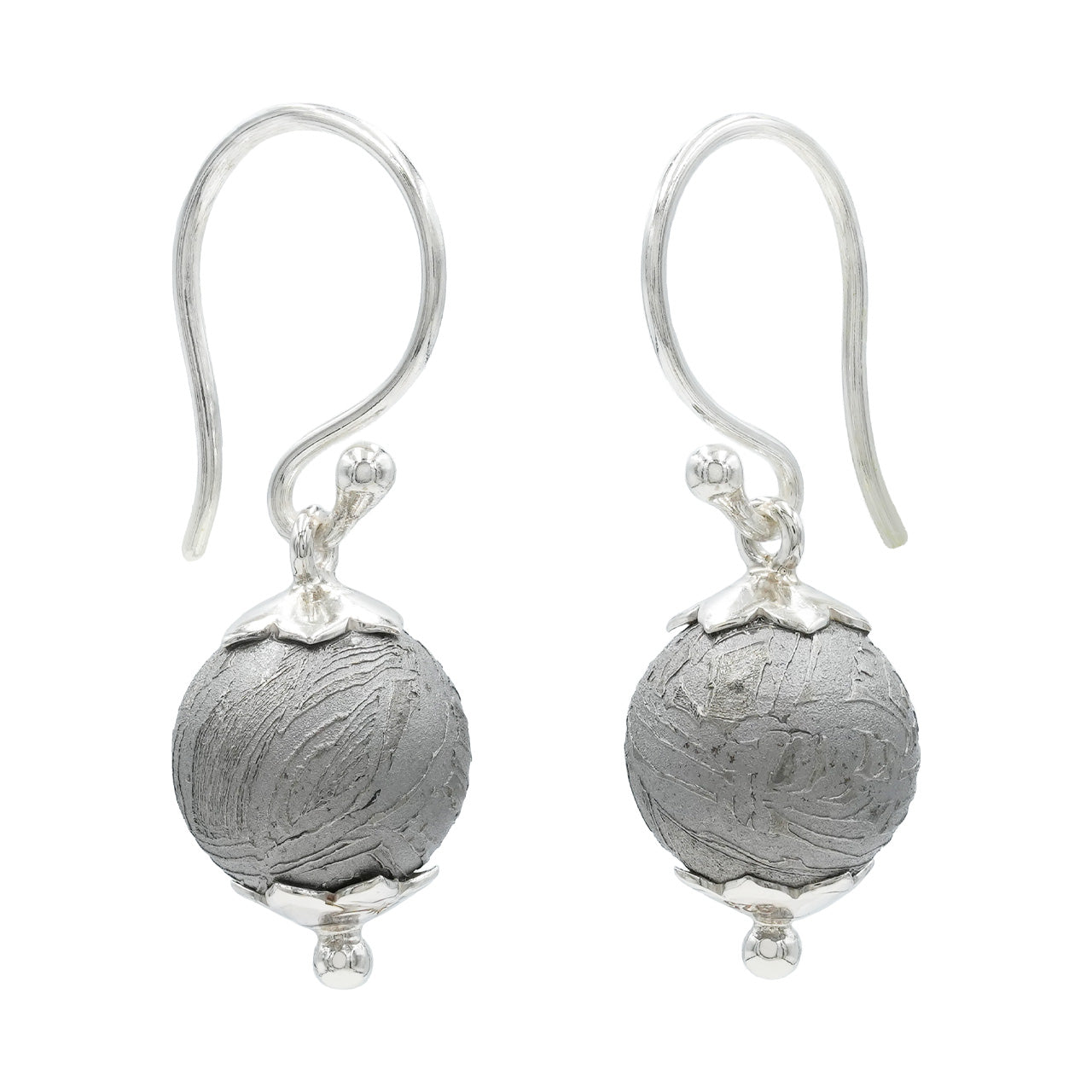 Starborn Aletai Iron Meteorite Sphere Flower Cap Earring in Sterling Silver