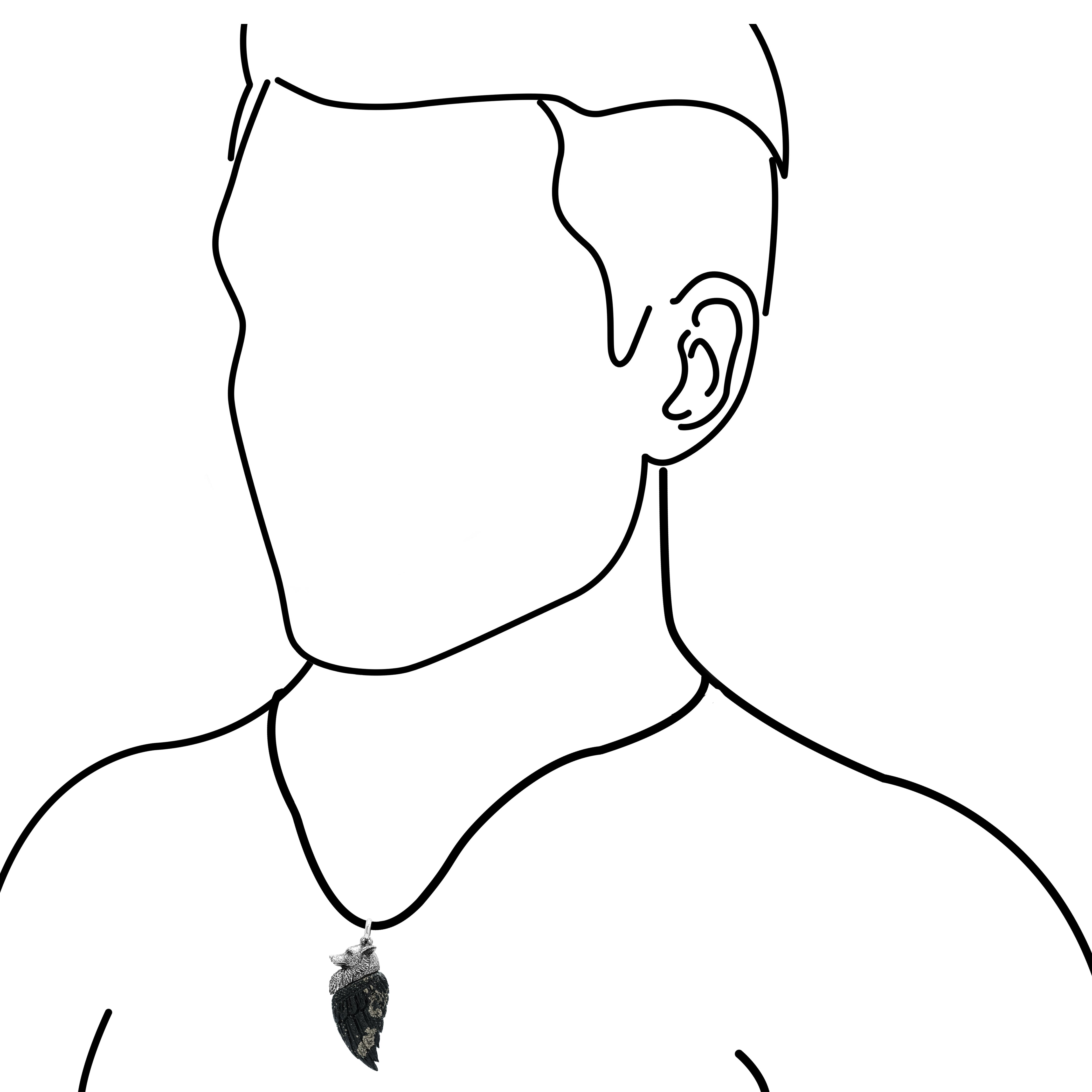 Colgante estilo lobo alado con piedras preciosas talladas de Starborn en plata de ley