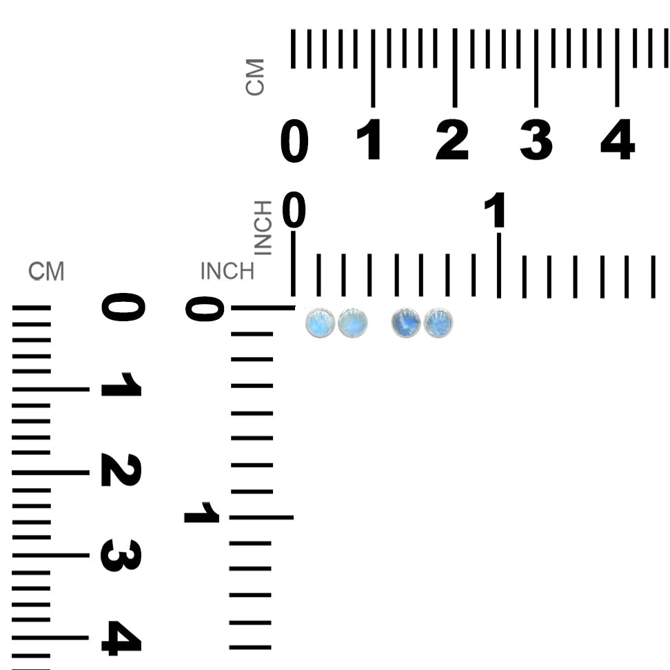 Aretes con forma de poste de piedra lunar arcoíris de Starborn en plata de ley