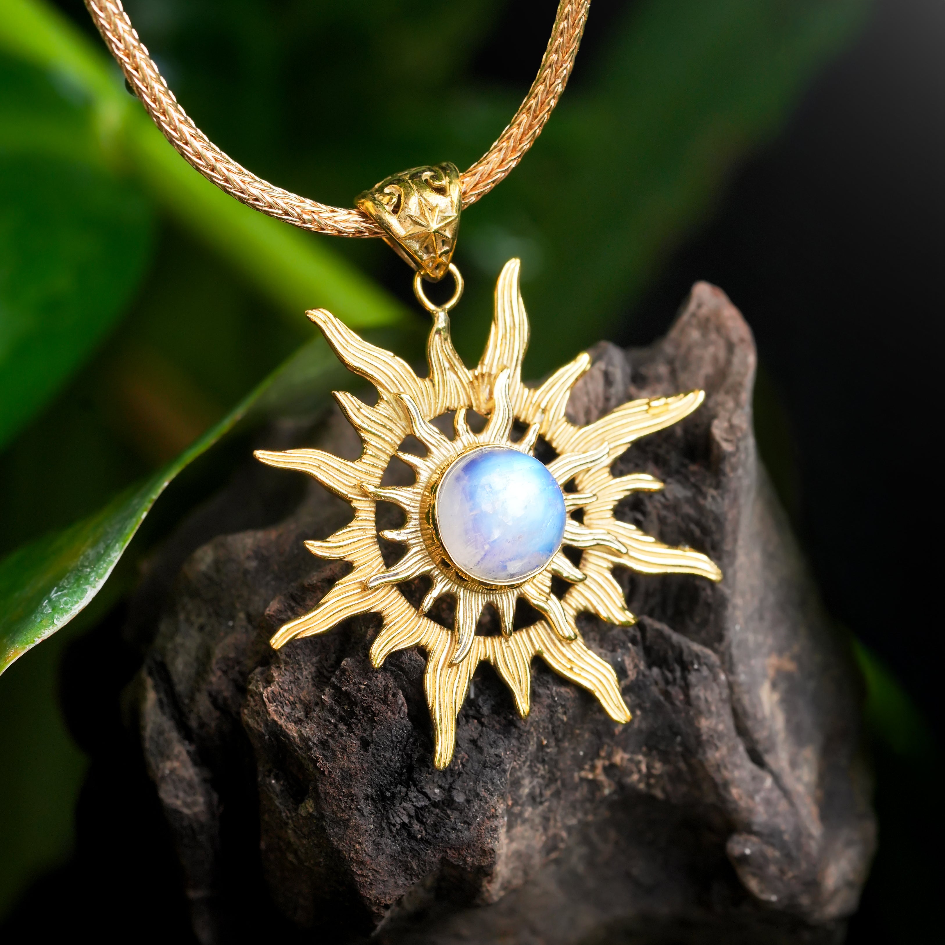 Starborn Rainbow Moonstone Sunburst Pendant in Nordic Gold