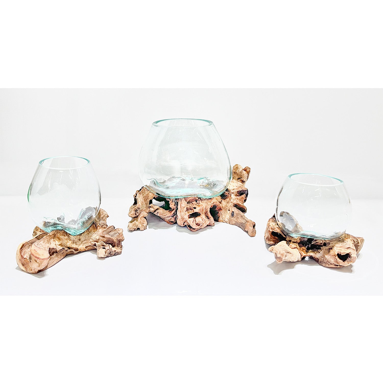 Starborn Set of 3 Hand Blown Glass Bowls on Natural Wood