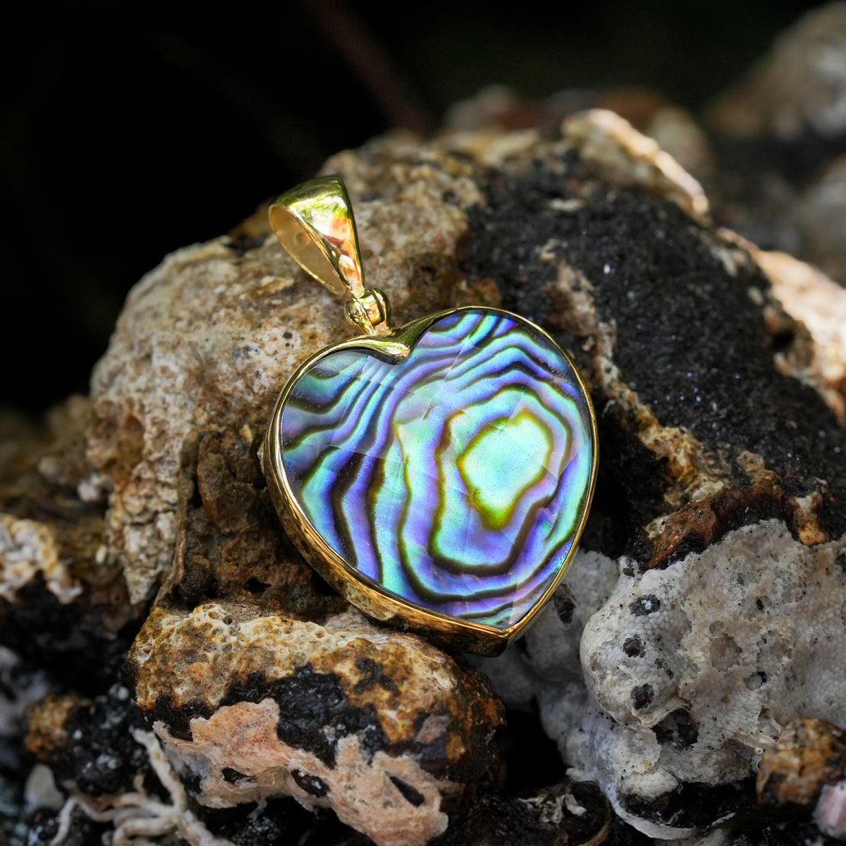 Starborn Faceted Abalone Shell Pendant with Quartz Doublet in Nordic Gold