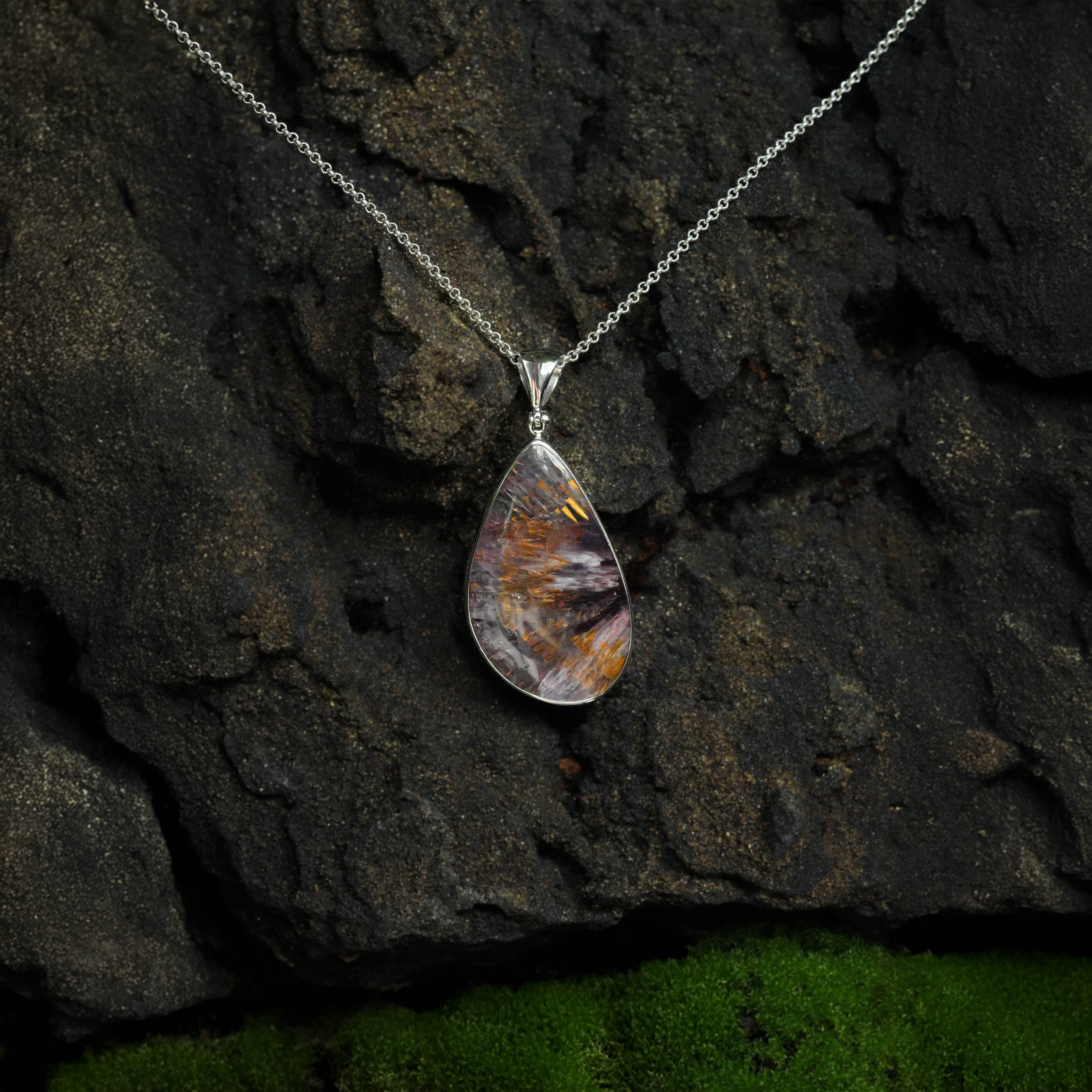 Starborn Amethyst-Cacoxenit-Anhänger in Freiform aus Sterlingsilber
