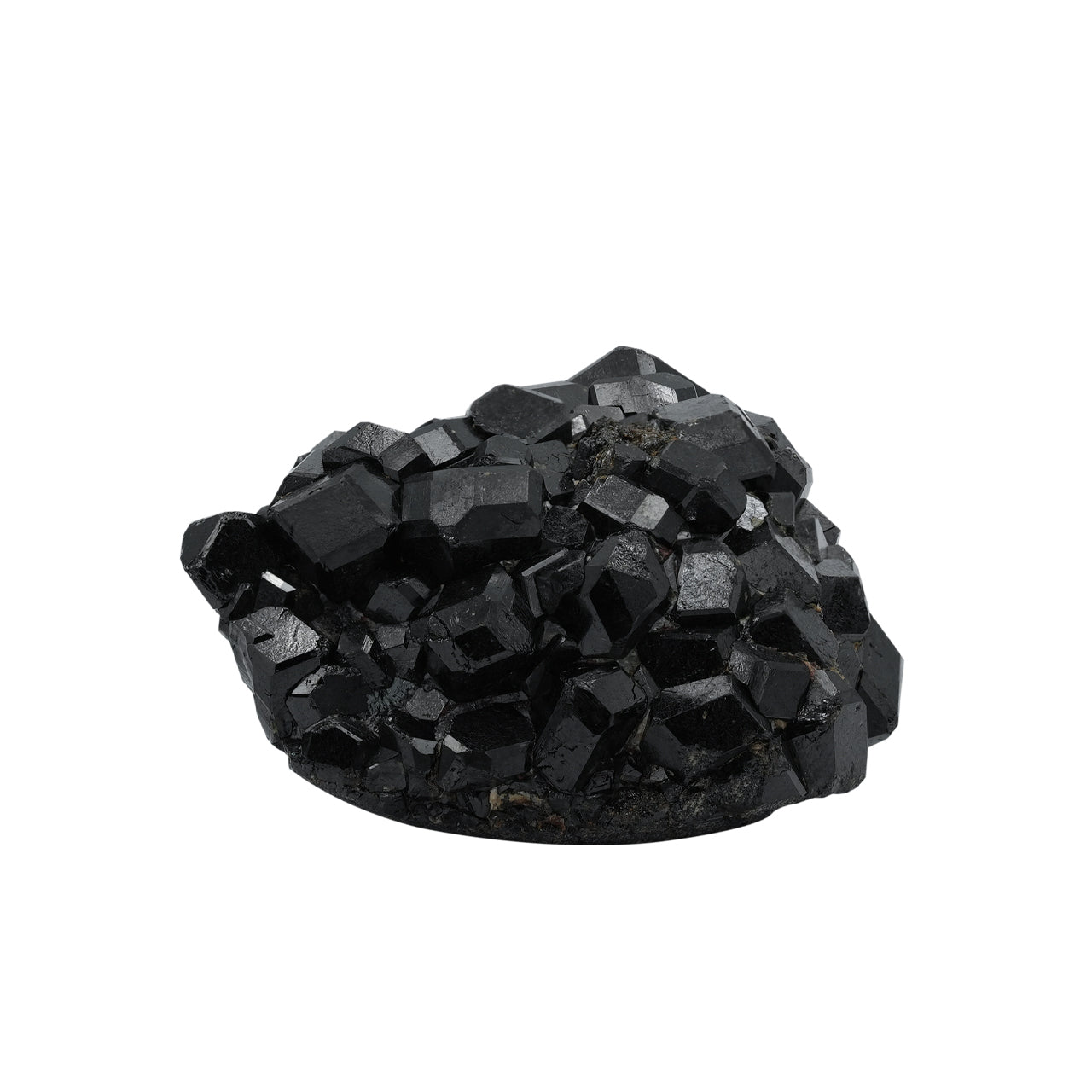 Roher schwarzer Granatkristall von Starborn, 156,80 ct