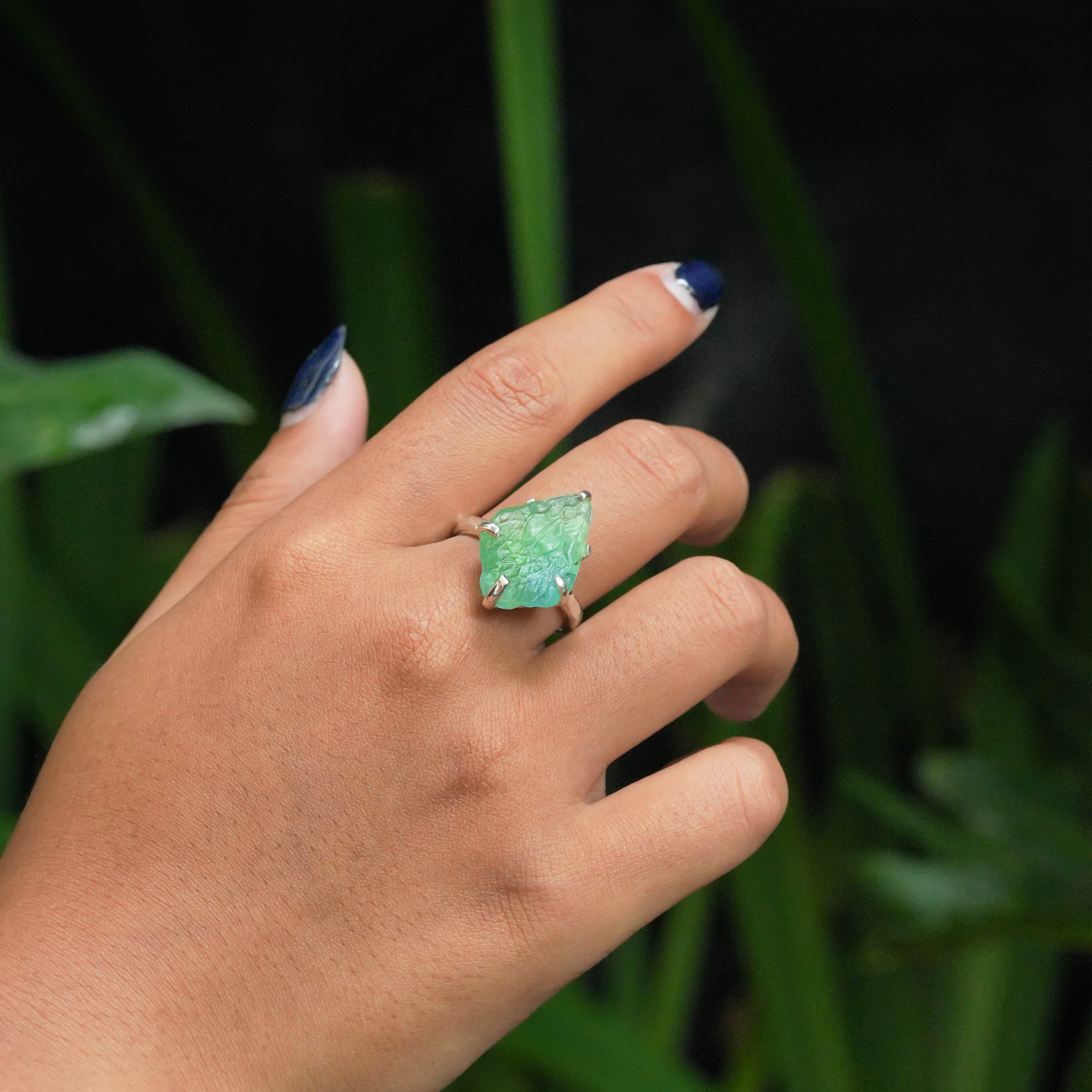 Starborn Hand-Carved Green Fluorite Snake Head Ring in Sterling Silver - Size 9