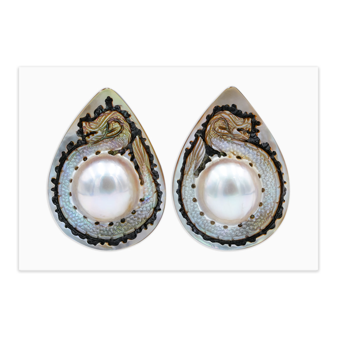 Pear Mabe Pearl Dragon Carving