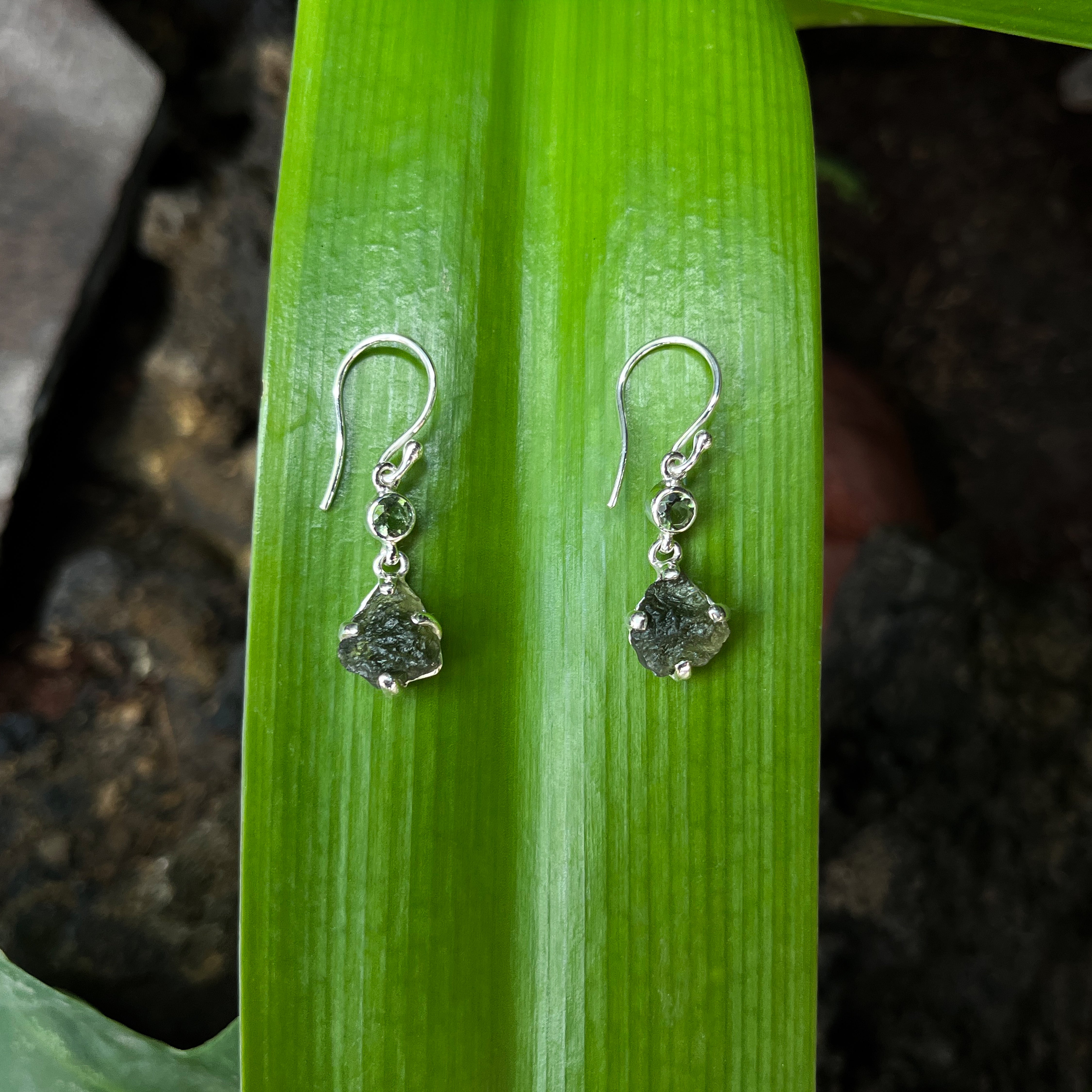 Starborn Moldavite Rough with Faceted Moldavite Accents Earring in Sterling Silver - 1 Piece