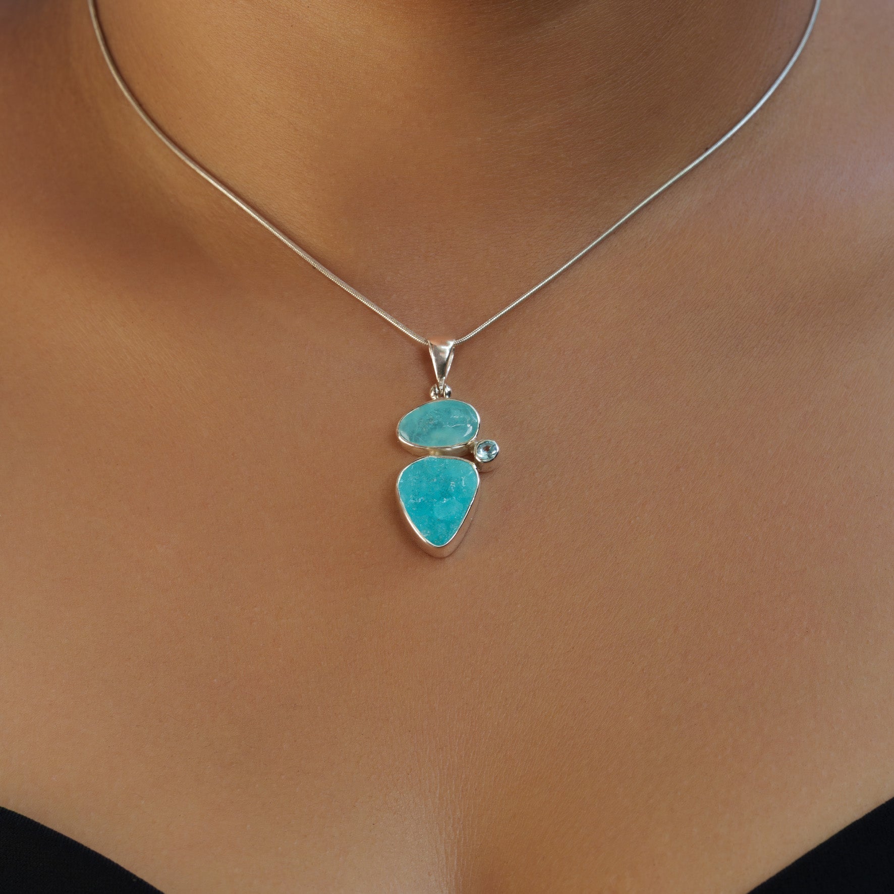 Starborn Hemimorphit-Anhänger mit blauem Topas-Akzent in feinem Sterlingsilber – 1 Stück