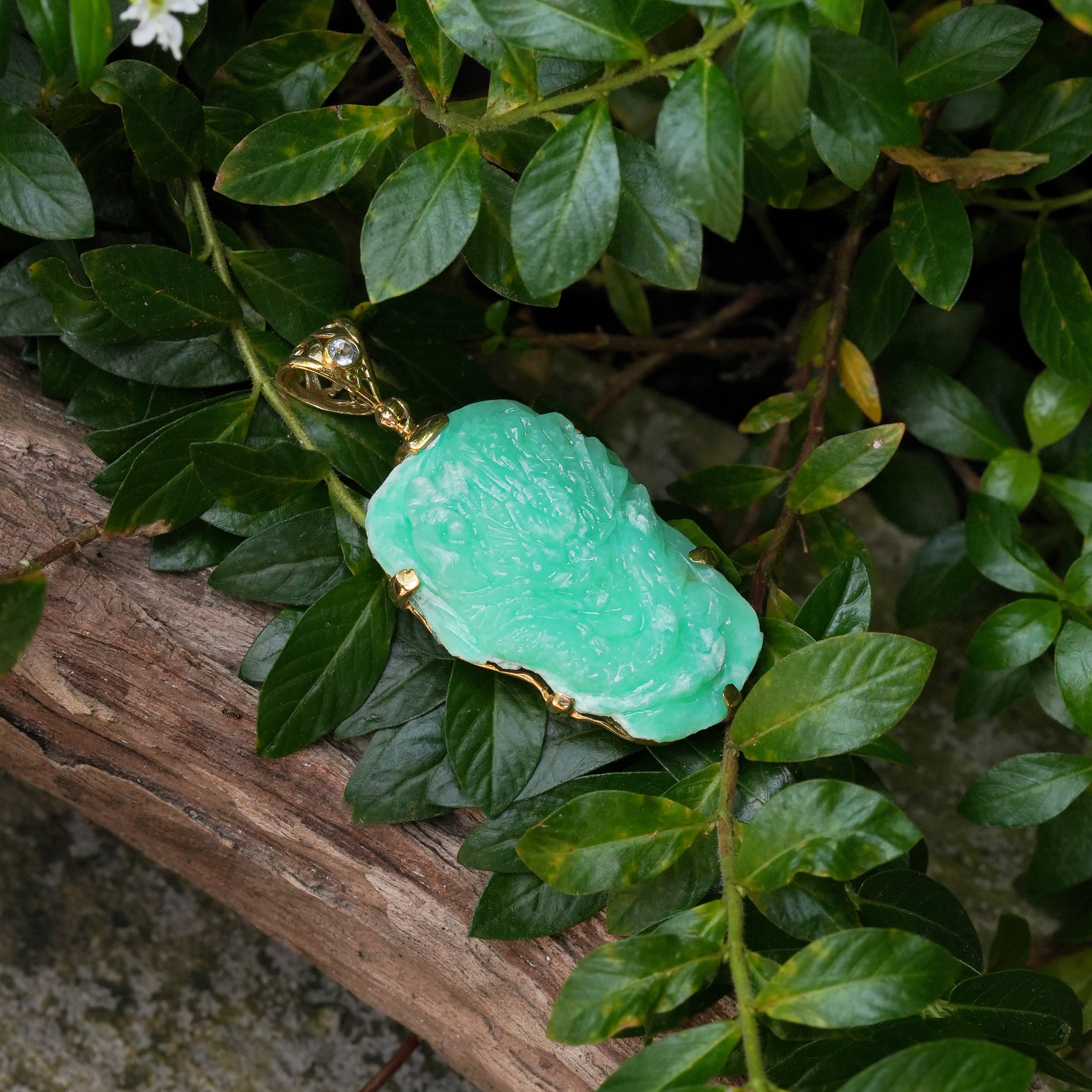 Starborn Hand Carved Chrysoprase Dragon Carving Pendant with White Topaz in Nordic Gold