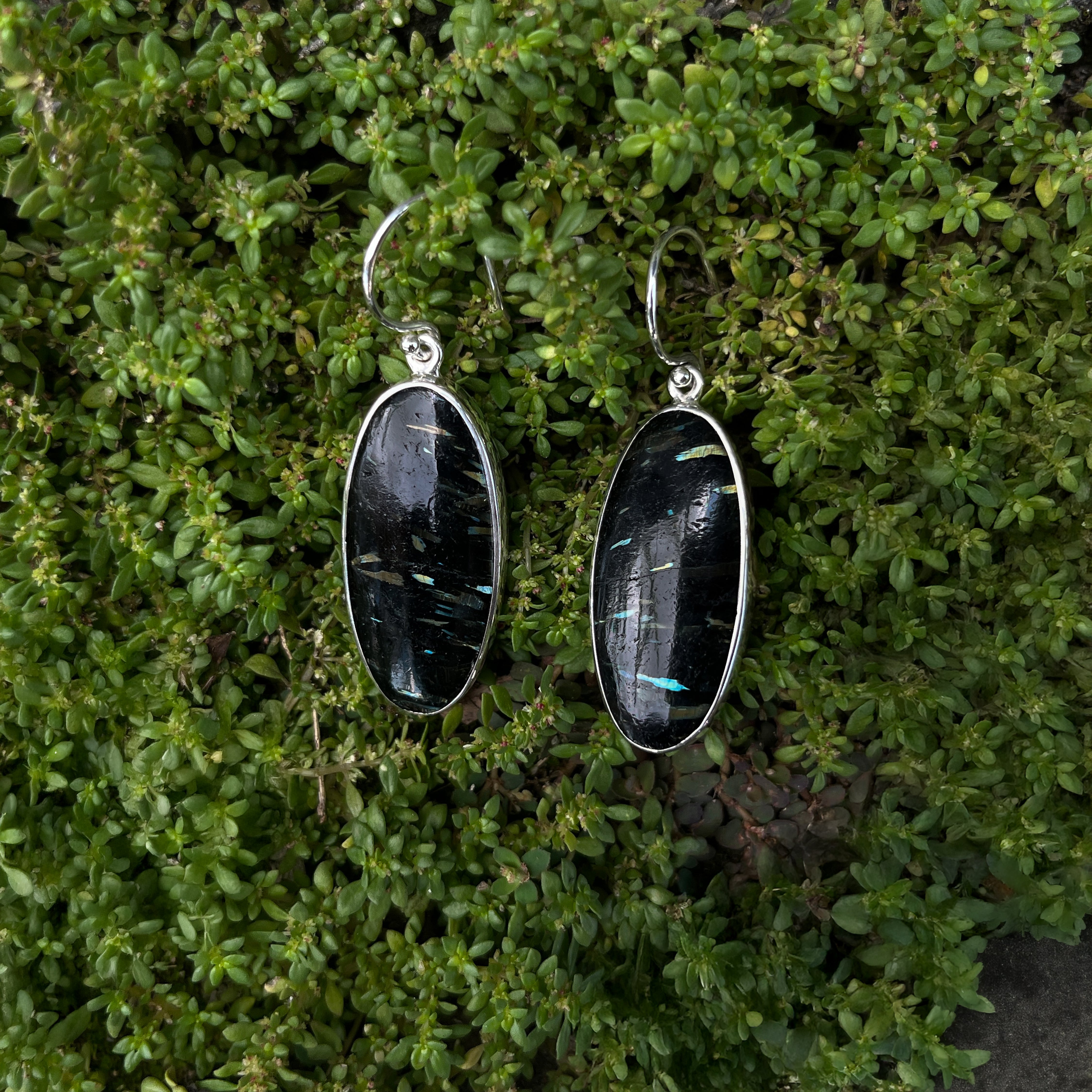 Starborn Nuummite Oval Dangle Earring in Fine Sterling Silver - 1 Piece
