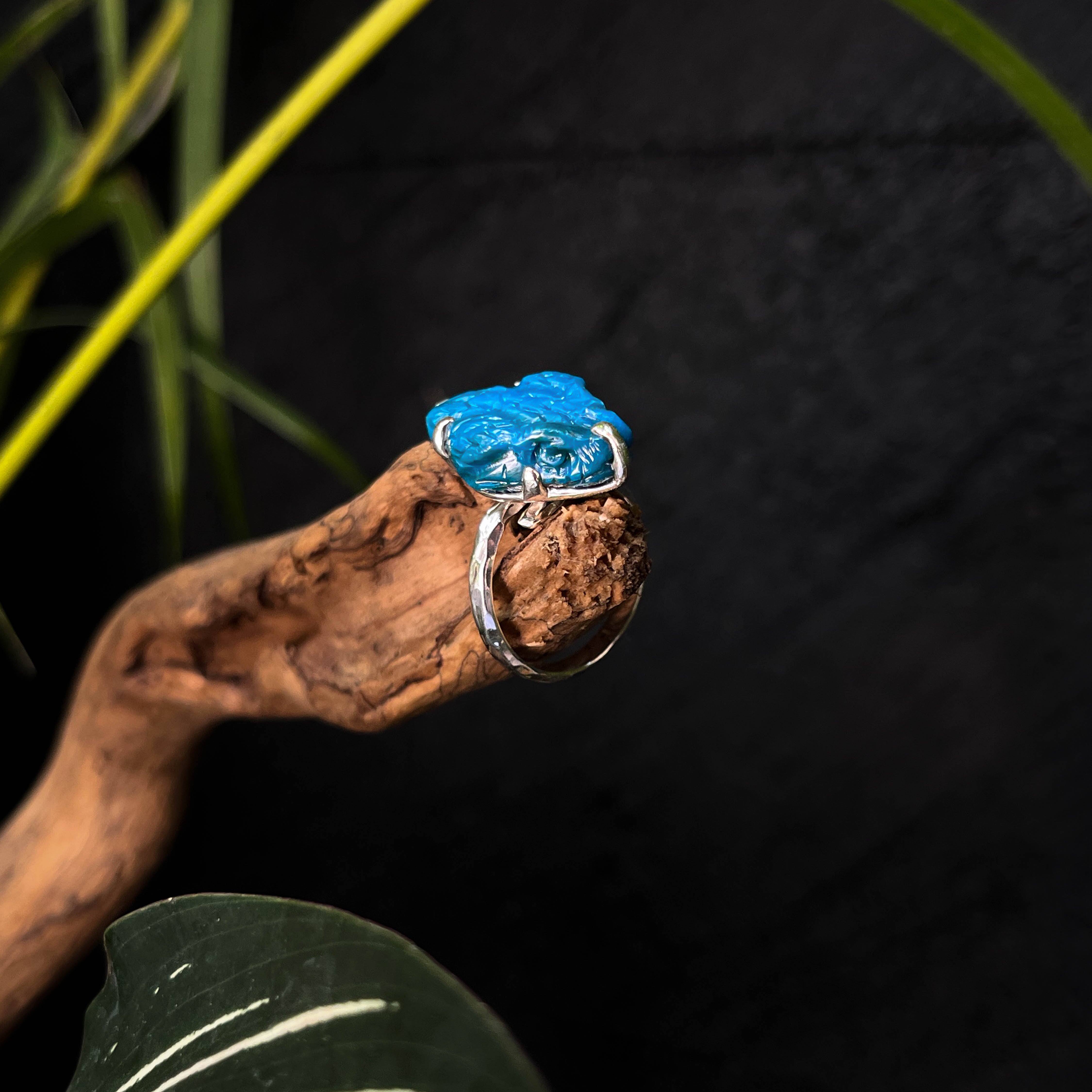 Starborn Hand-Carved Peruvian Blue Opal Snake Head Ring in Sterling Silver - Size 6