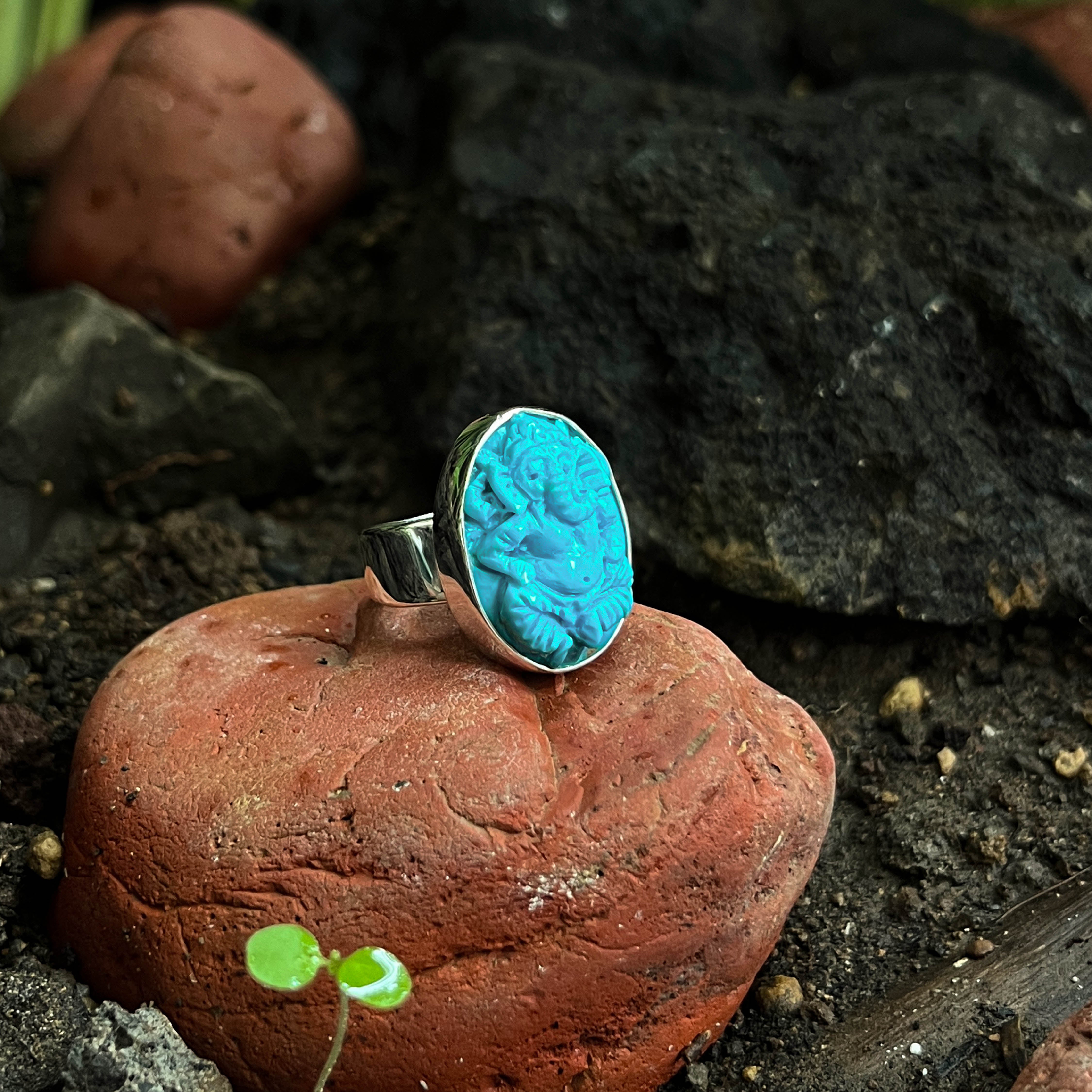 Starborn handgeschnitzter Türkis Ganesha Ring aus Sterlingsilber – Größe 6