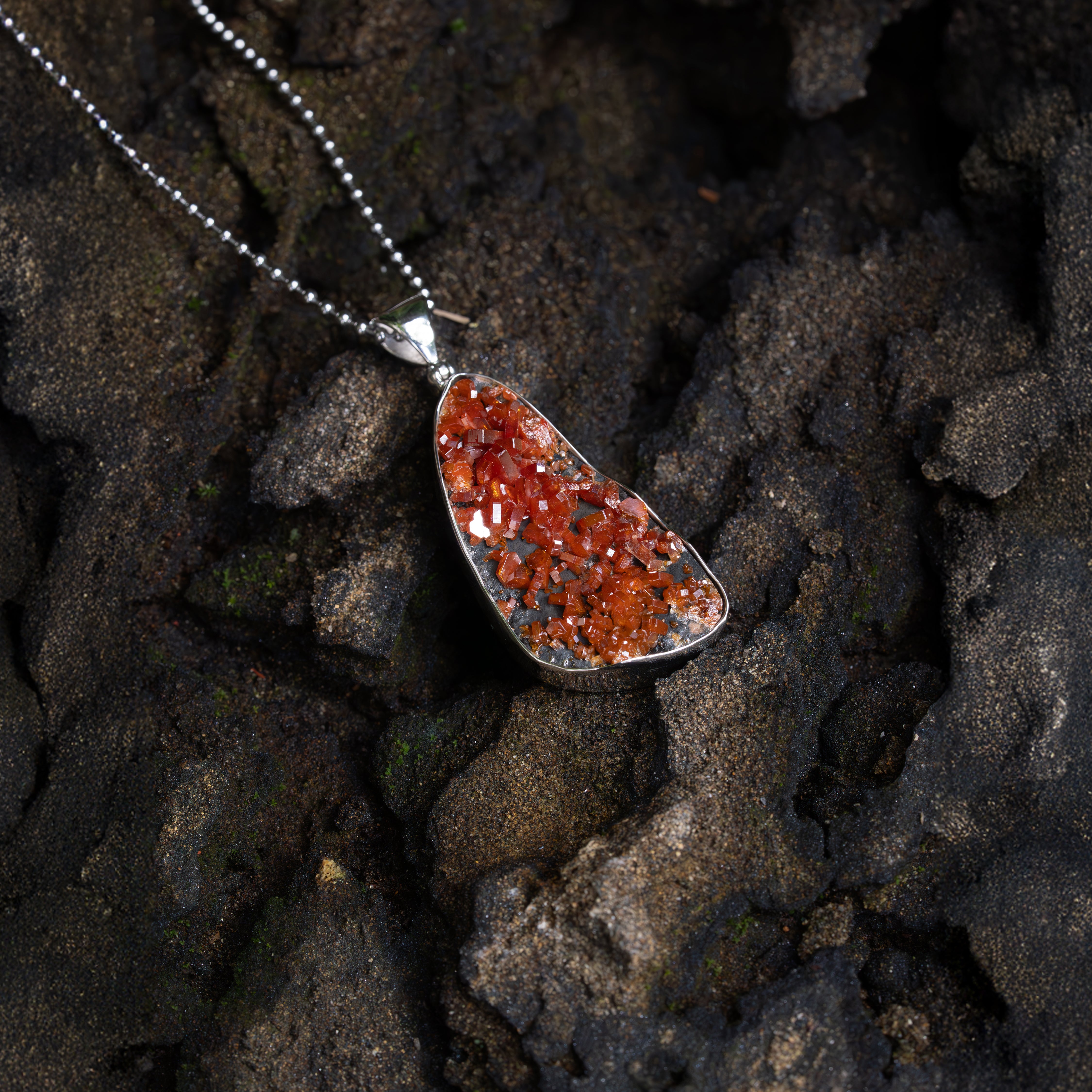 Starborn Vanadinite Bezel Style Pendant in Sterling Silver - 1 Piece
