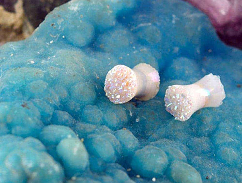 Starborn-Creations-Si-Opal-White-Double-Sided-Drusy-Stone-Ear-Plugs-2g-Gauged-Earrings-B00H7HWF16-4