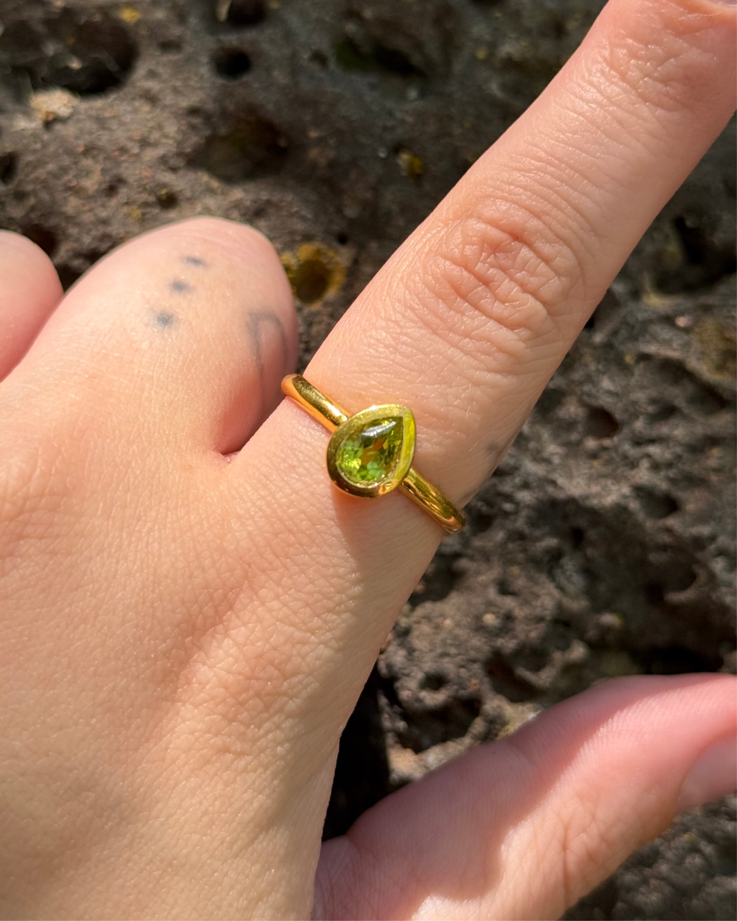 Starborn Peridot Ring Gold Micron Plated - Size 9