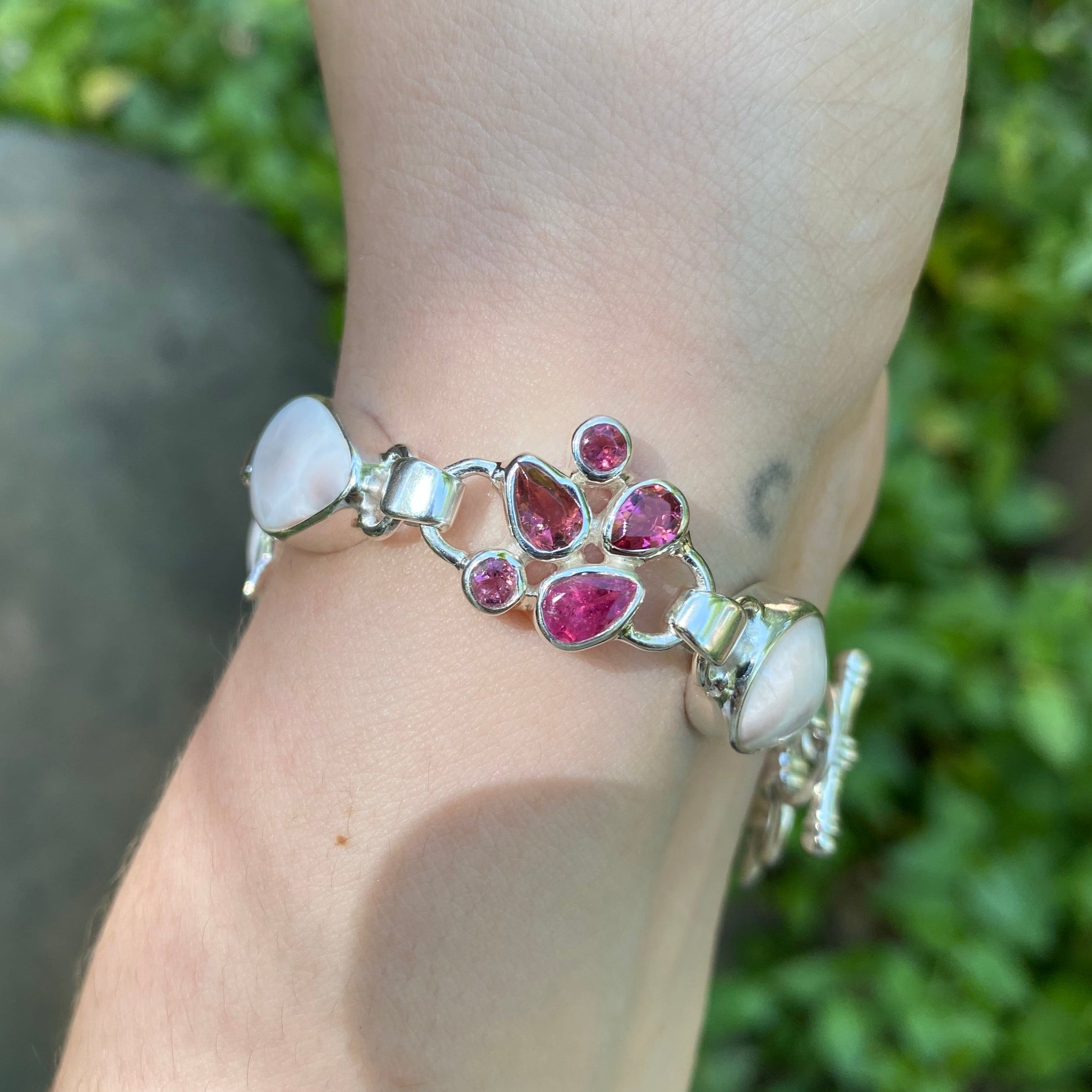 Starborn Pink Natrolite Sea Turtle Bracelet in Sterling Silver