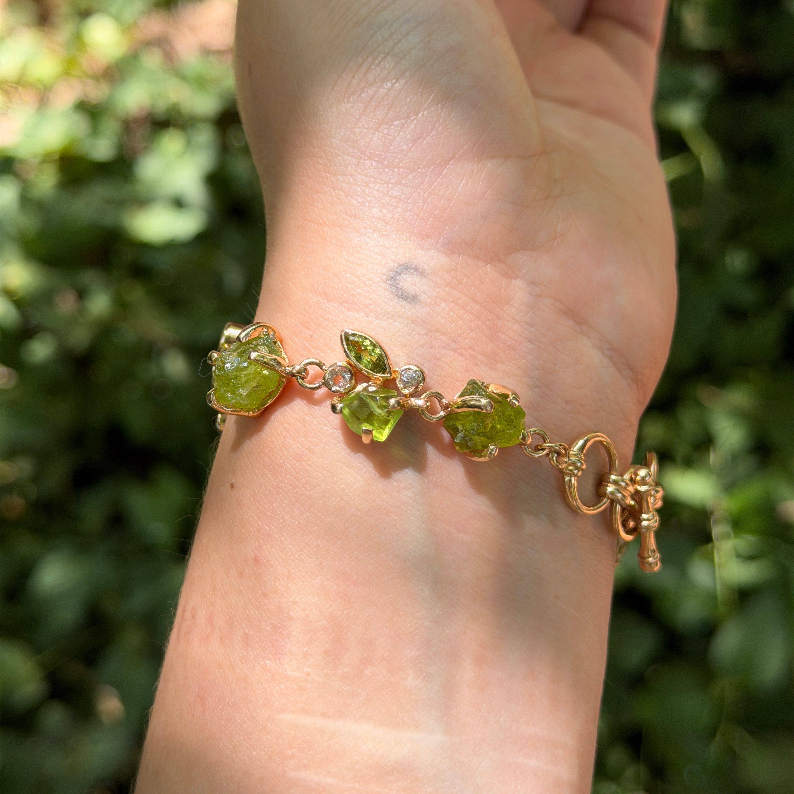 Starborn Peridot Scarab Bracelet in Nordic Gold