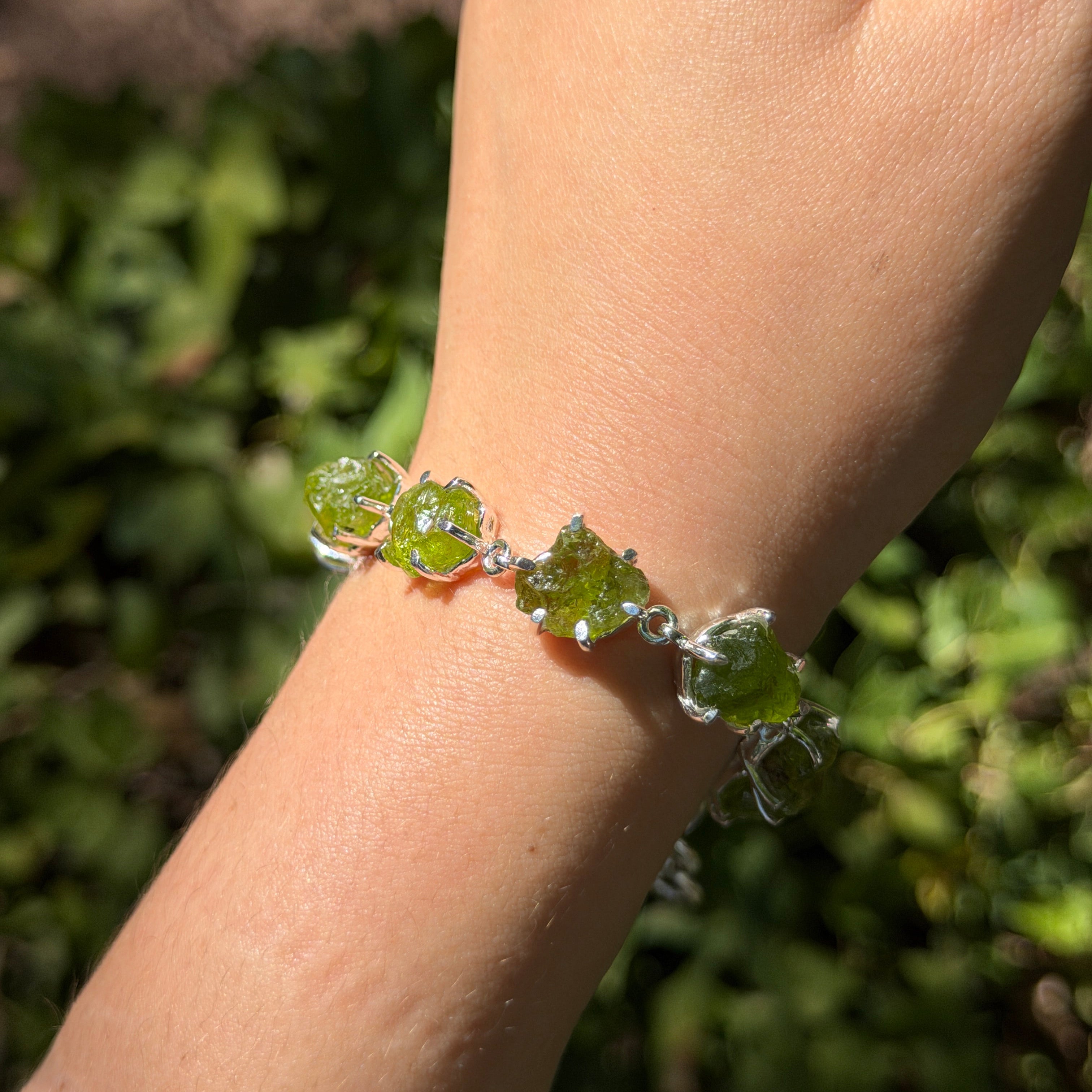 Starborn Rough Arizona Peridot Bracelet in Sterling Silver