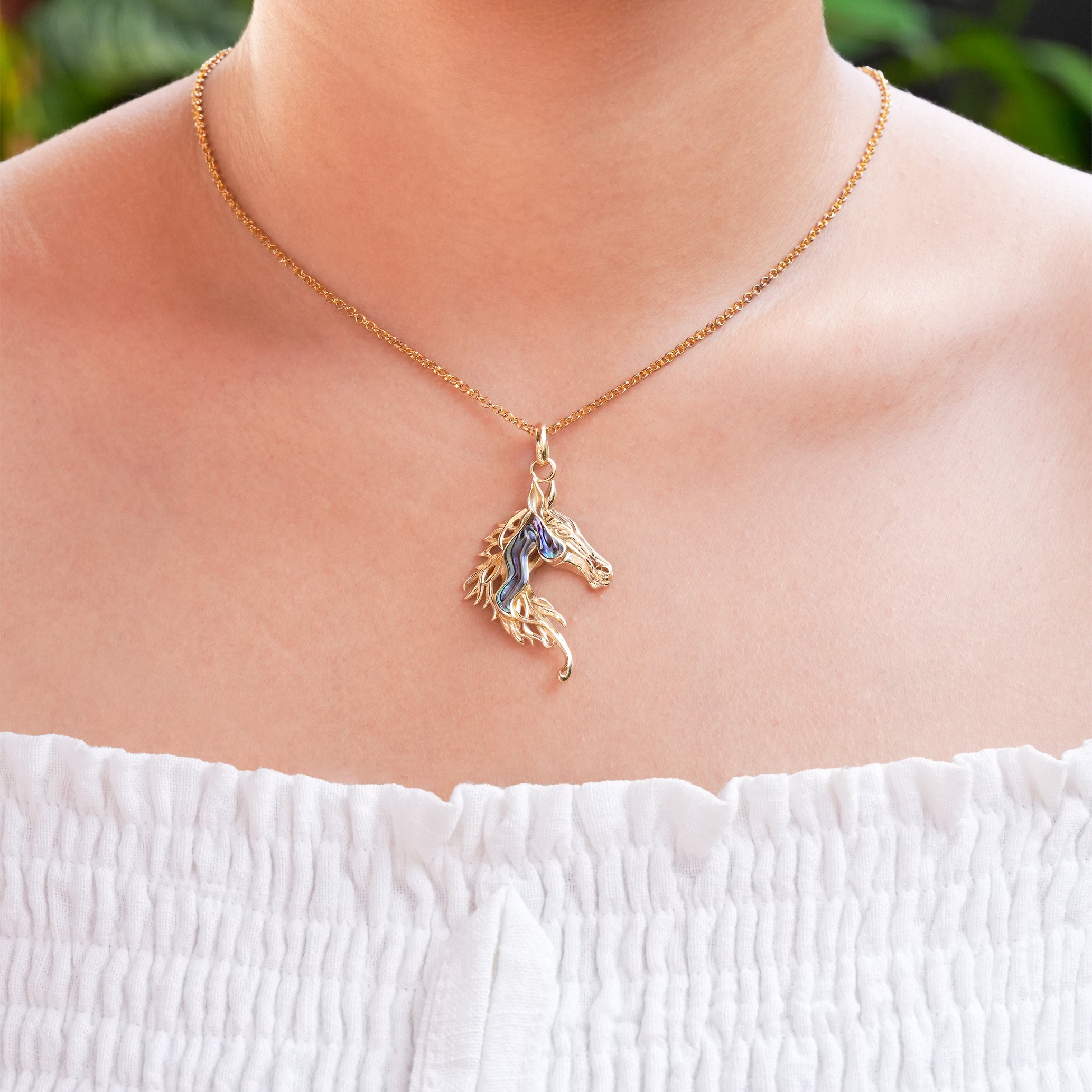 Starborn Abalone Shell Horse Head Pendant