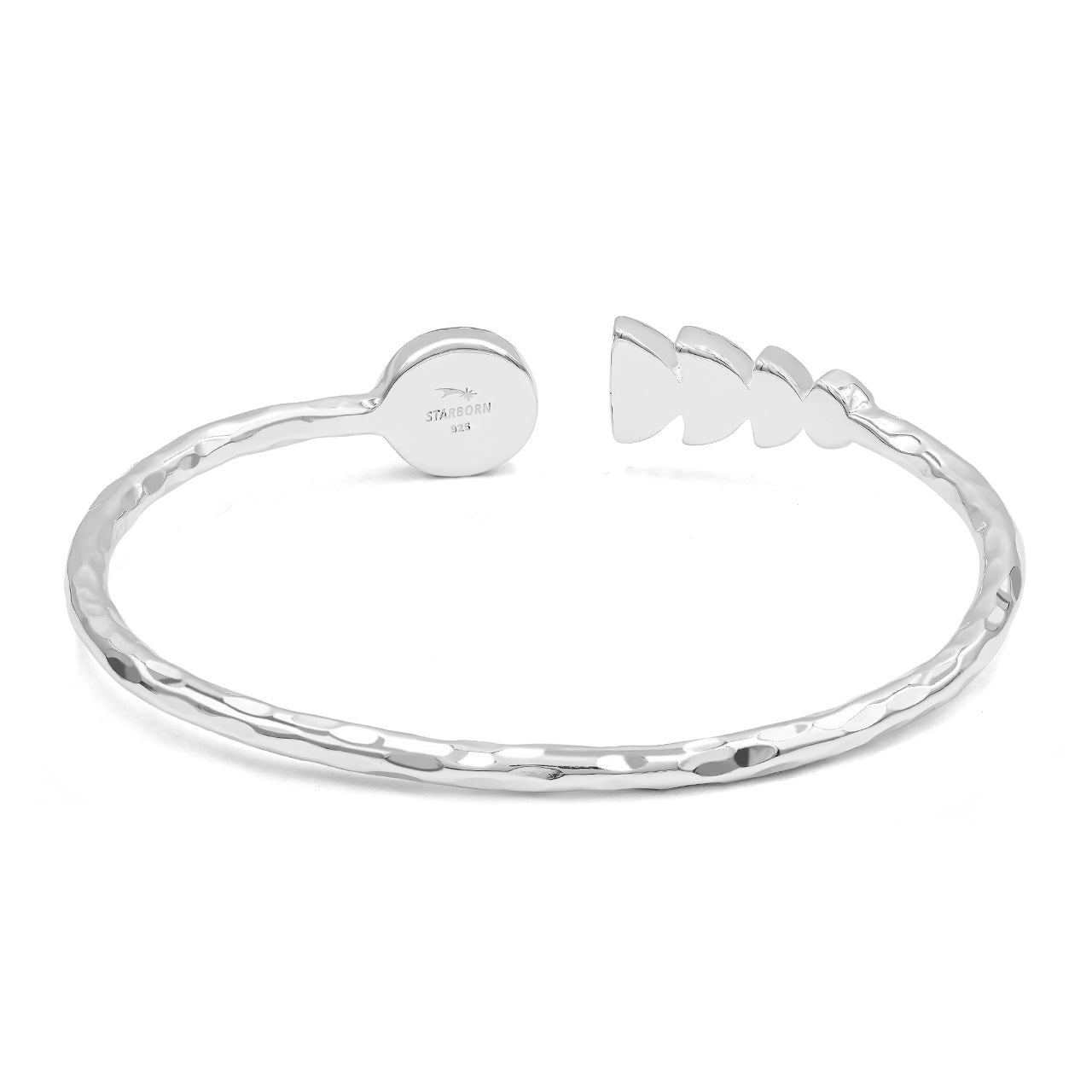 Brazalete abierto Starborn con diseño de piedras preciosas en fase lunar en plata de ley
