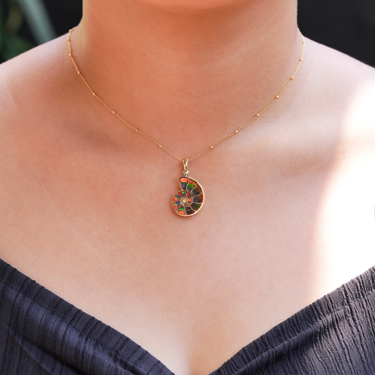 Starborn Ammolite Nautilus-Intarsien-Anhänger in Sterlingsilber – Klein