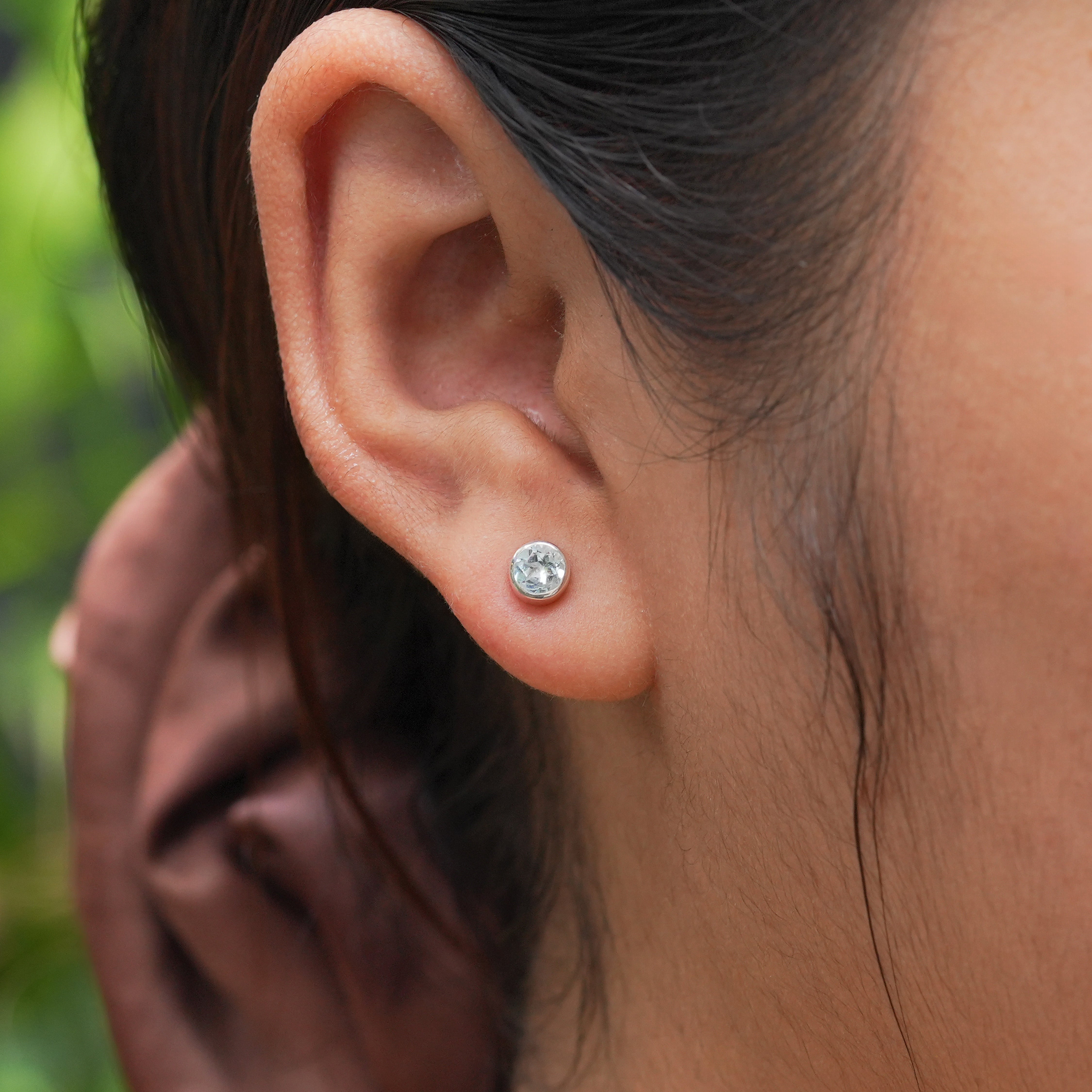 Starborn Aquamarine Faceted Round 4mm Bezel Style Post Earrings in Sterling Silver