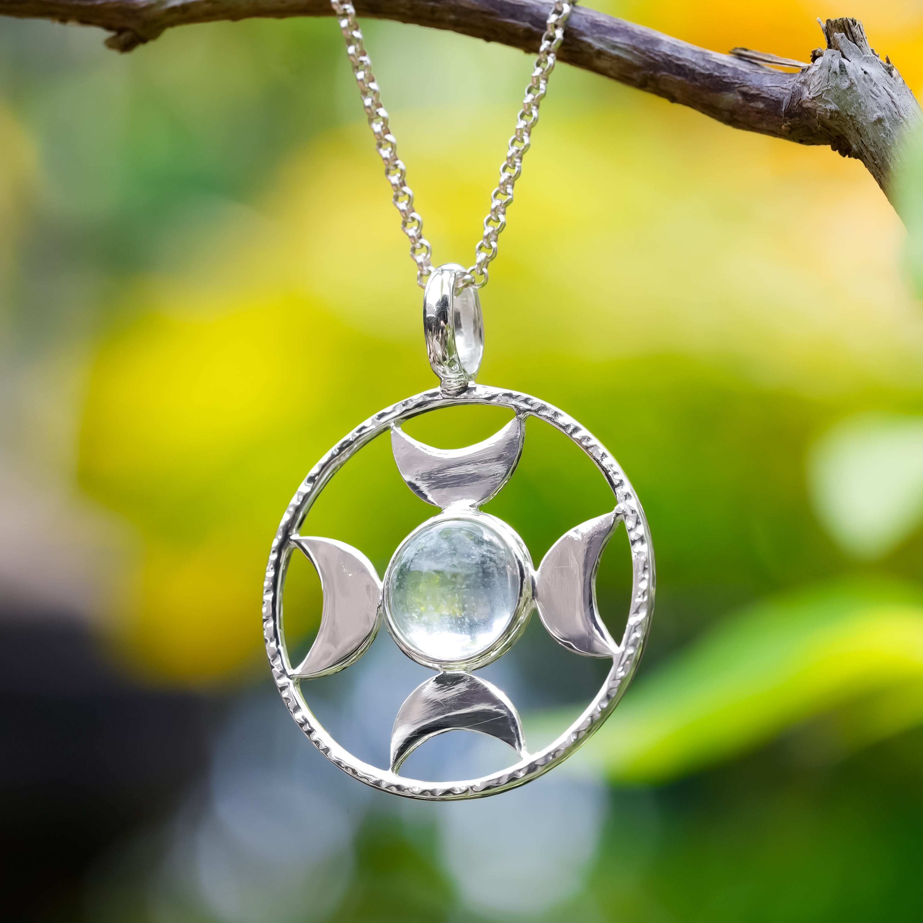 Colgante con esfera de luna creciente direccional Starborn (grande) en plata de ley