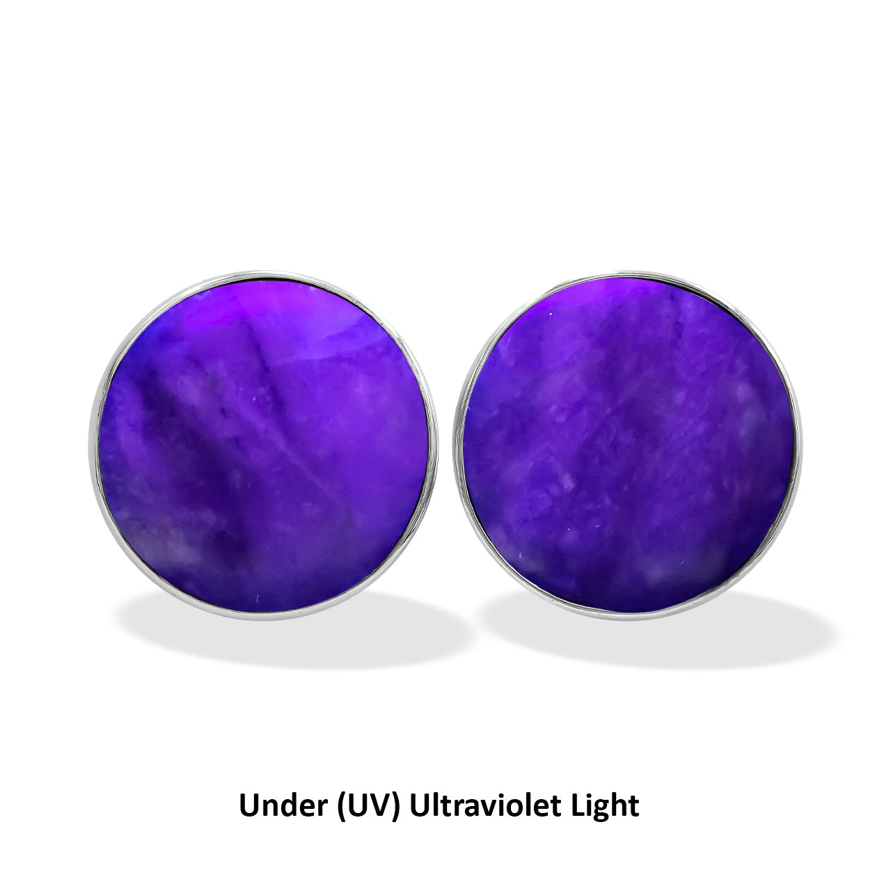 Aretes estilo poste redondo de 20 mm con hackmanita fluorescente Starborn en plata de ley