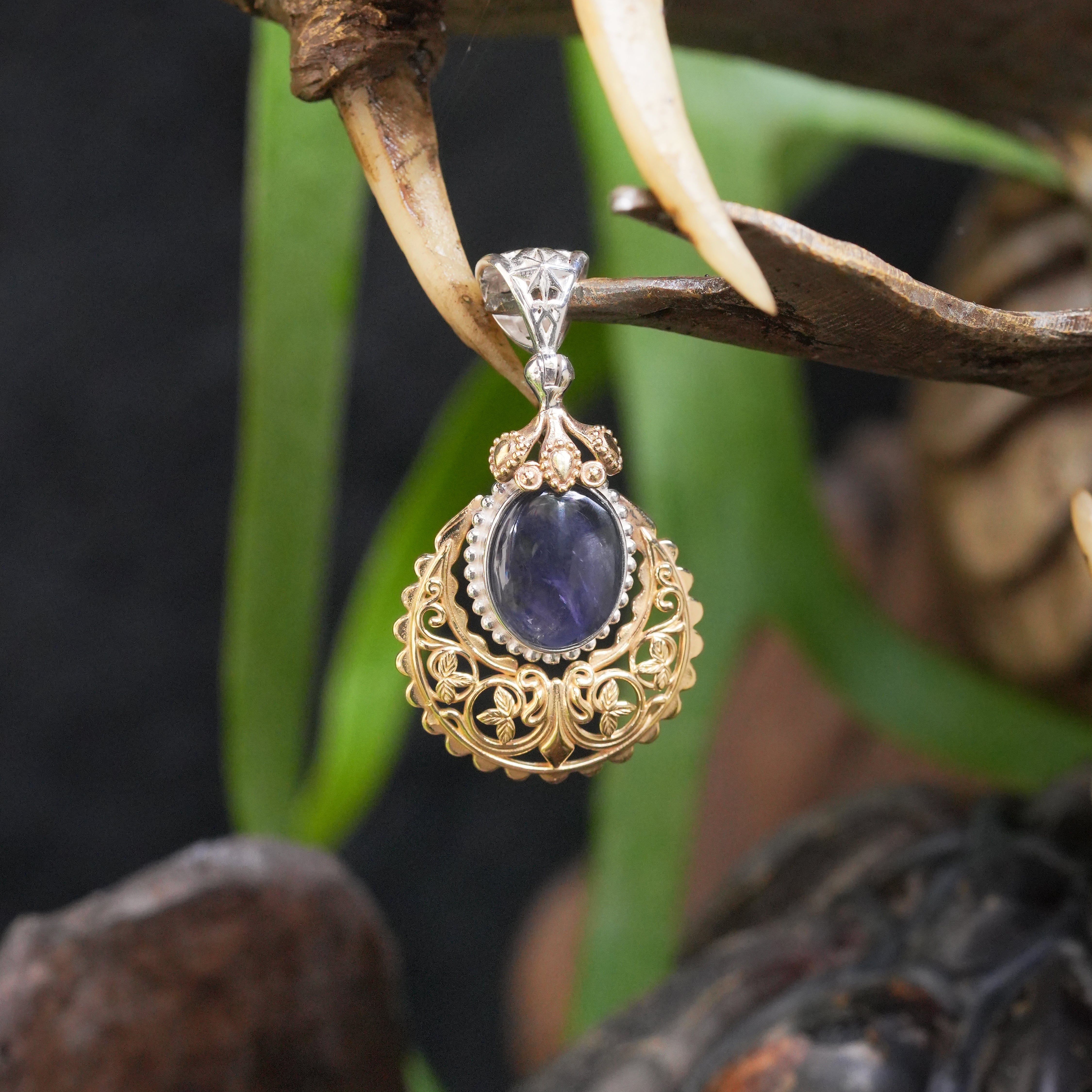 Starborn Iolite Floral Filigree Scrollwork Pendant in Sterling Silver & Nordic Gold