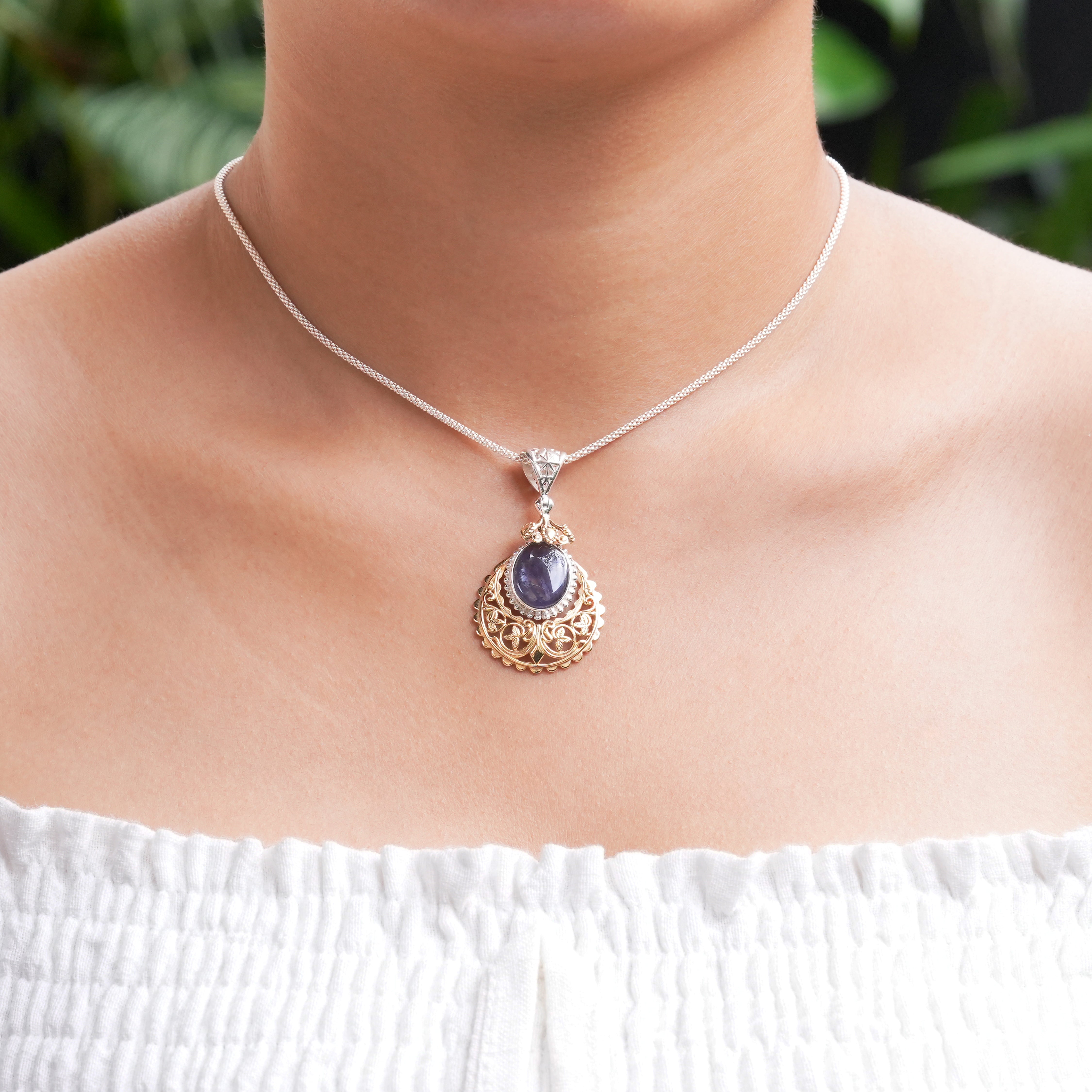Starborn Iolite Floral Filigree Scrollwork Pendant in Sterling Silver & Nordic Gold