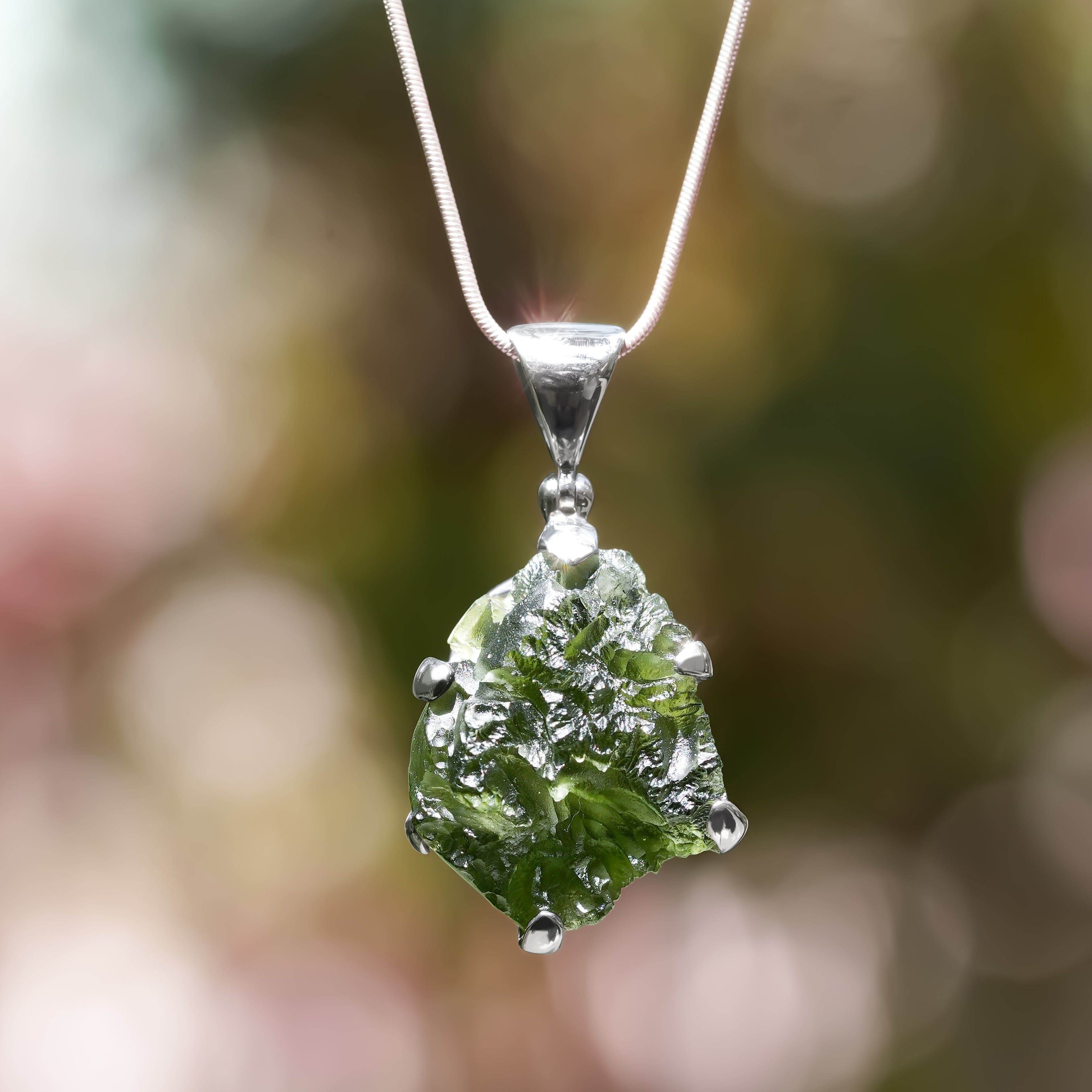 Starborn Sterling Silver Natural (20-30ct) Moldavite Pendant