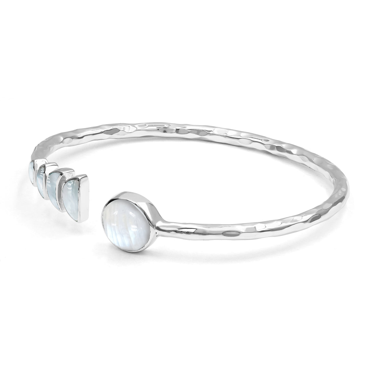 Brazalete abierto Starborn con diseño de piedras preciosas en fase lunar en plata de ley