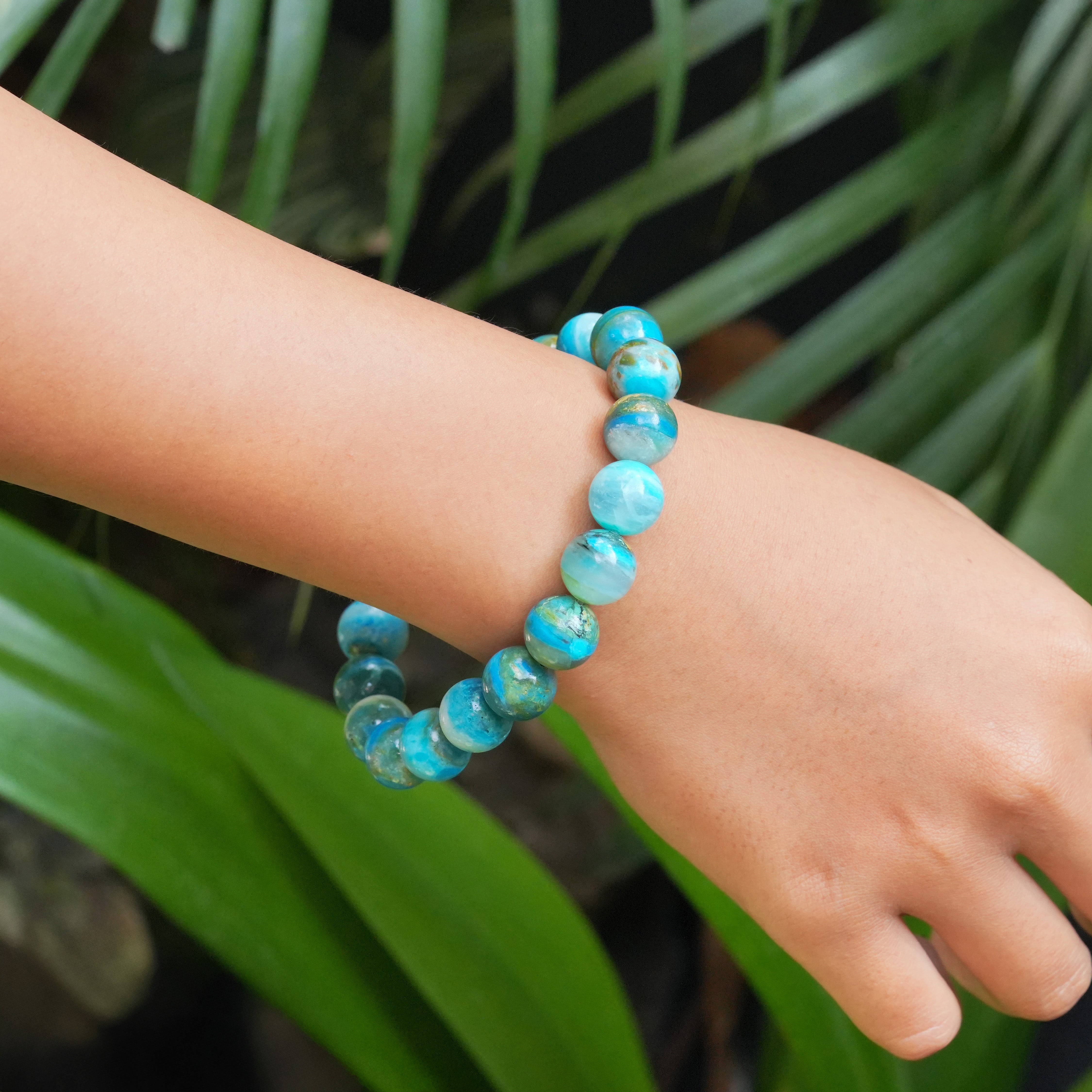 Pulsera elástica de cuentas de ópalo azul peruano Starborn