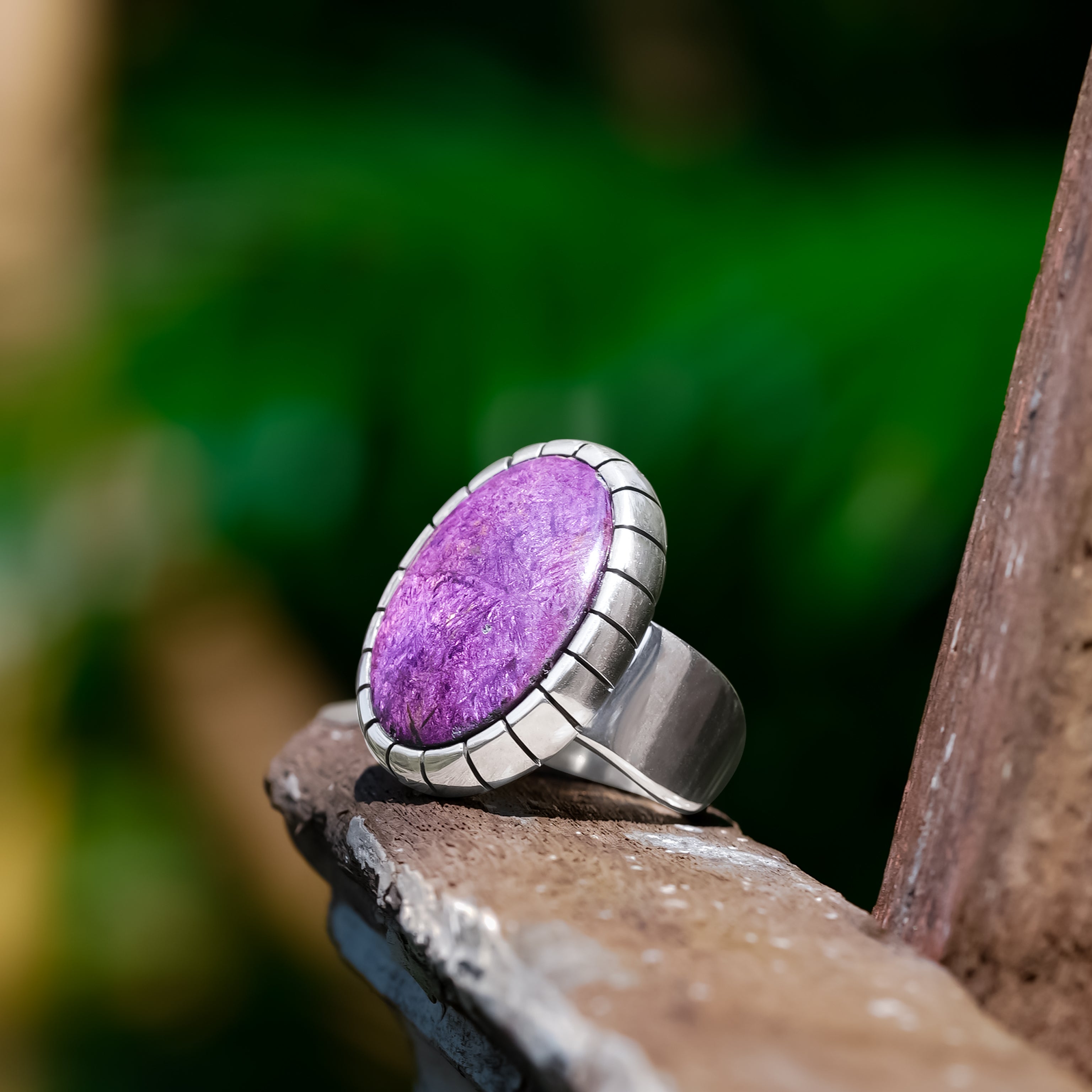 Anillo de estilo nuevo con purpurita Starborn en plata de ley