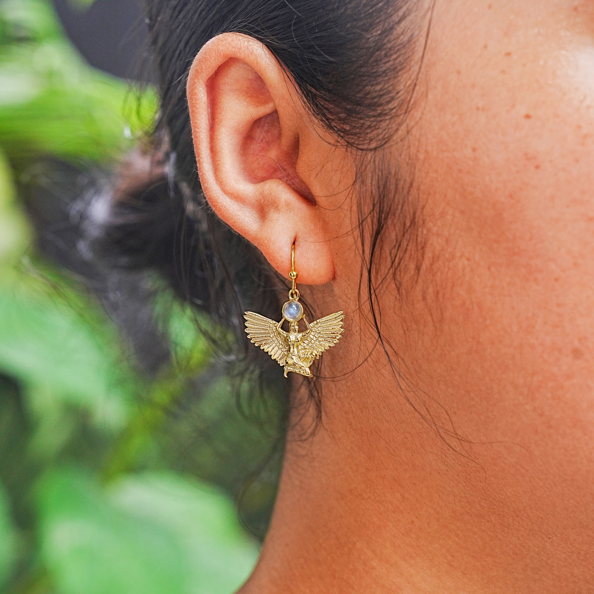 Starborn Rainbow Moonstone Isis Earring in Nordic Gold