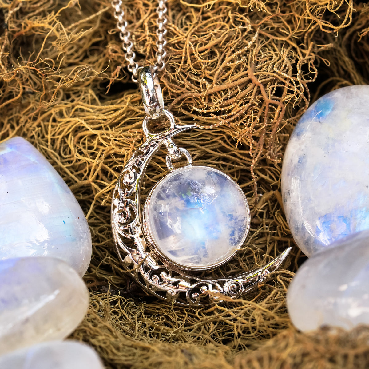 Colgante de filigrana de media luna de piedra lunar arcoíris Starborn en plata de ley