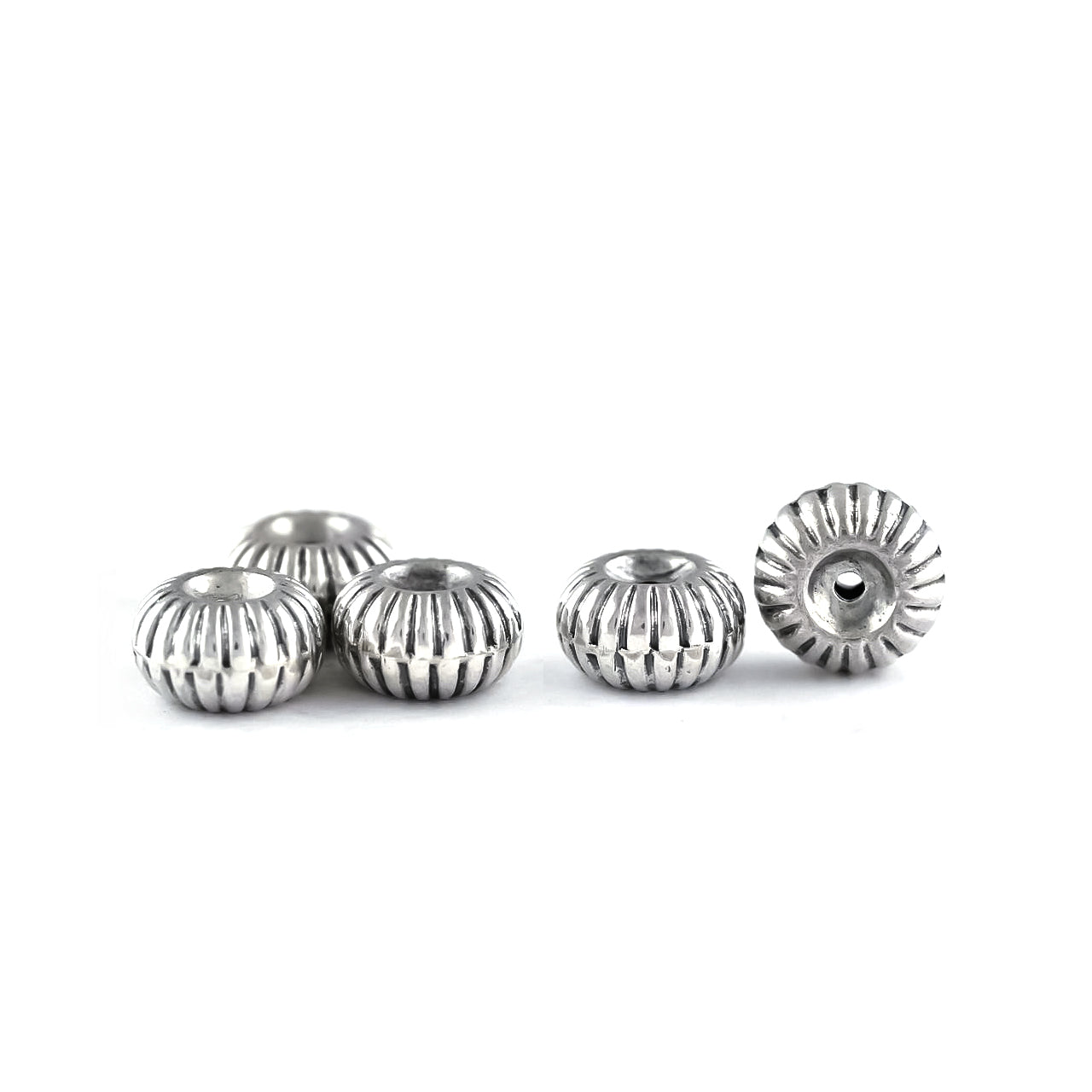 Cuentas redondas de plata de ley Starborn con estilo intrincado de Bali - 1 pieza