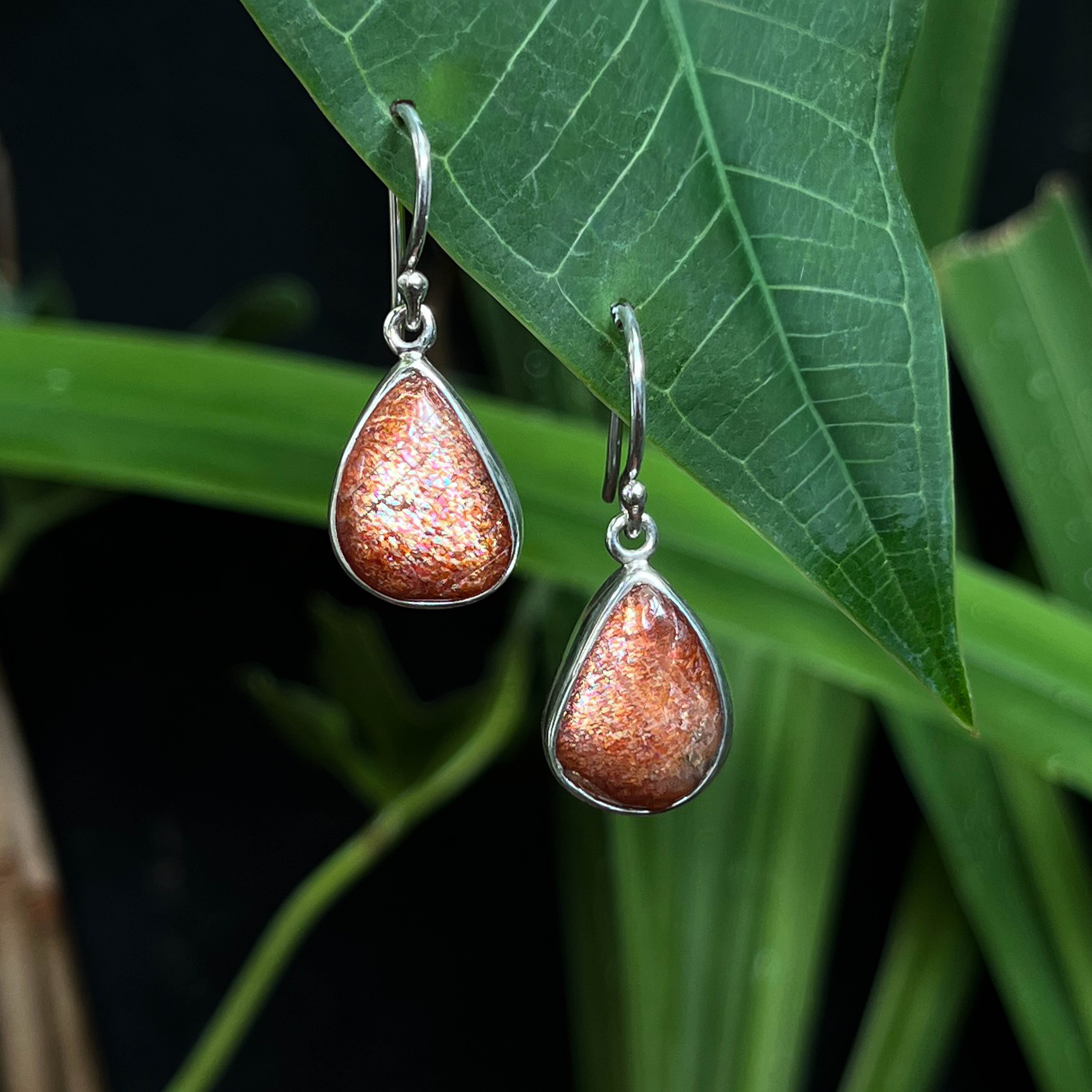 Starborn Sunstone Bezel Style Dangle Earring in Sterling Silver - 1 Piece