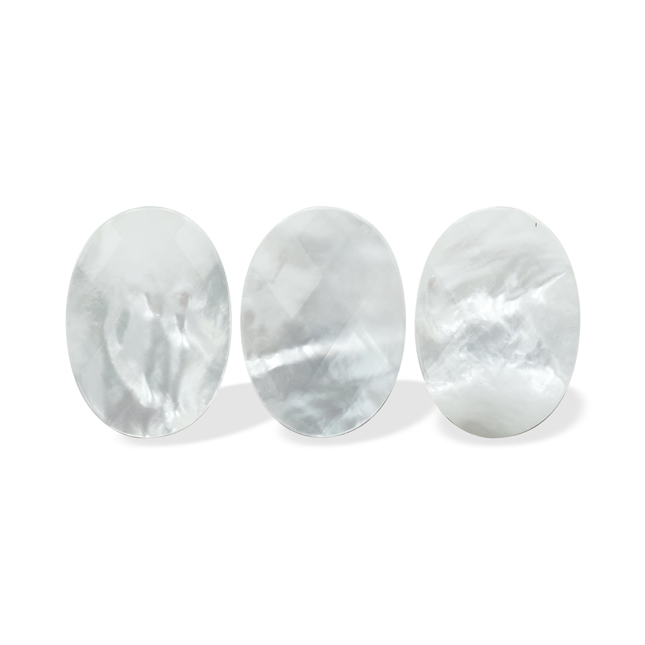 Oval Doublet MOP 25 x 18 mm