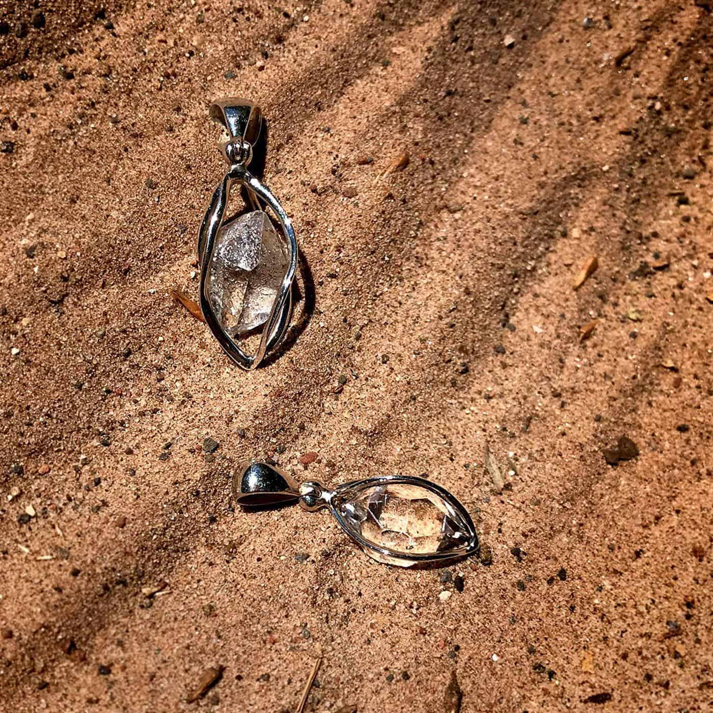 Starborn-Sterling-Silver-cage-set-natural-small-Herkimer-Diamond-Quartz-Pendant-B00CDAR7KQ-4